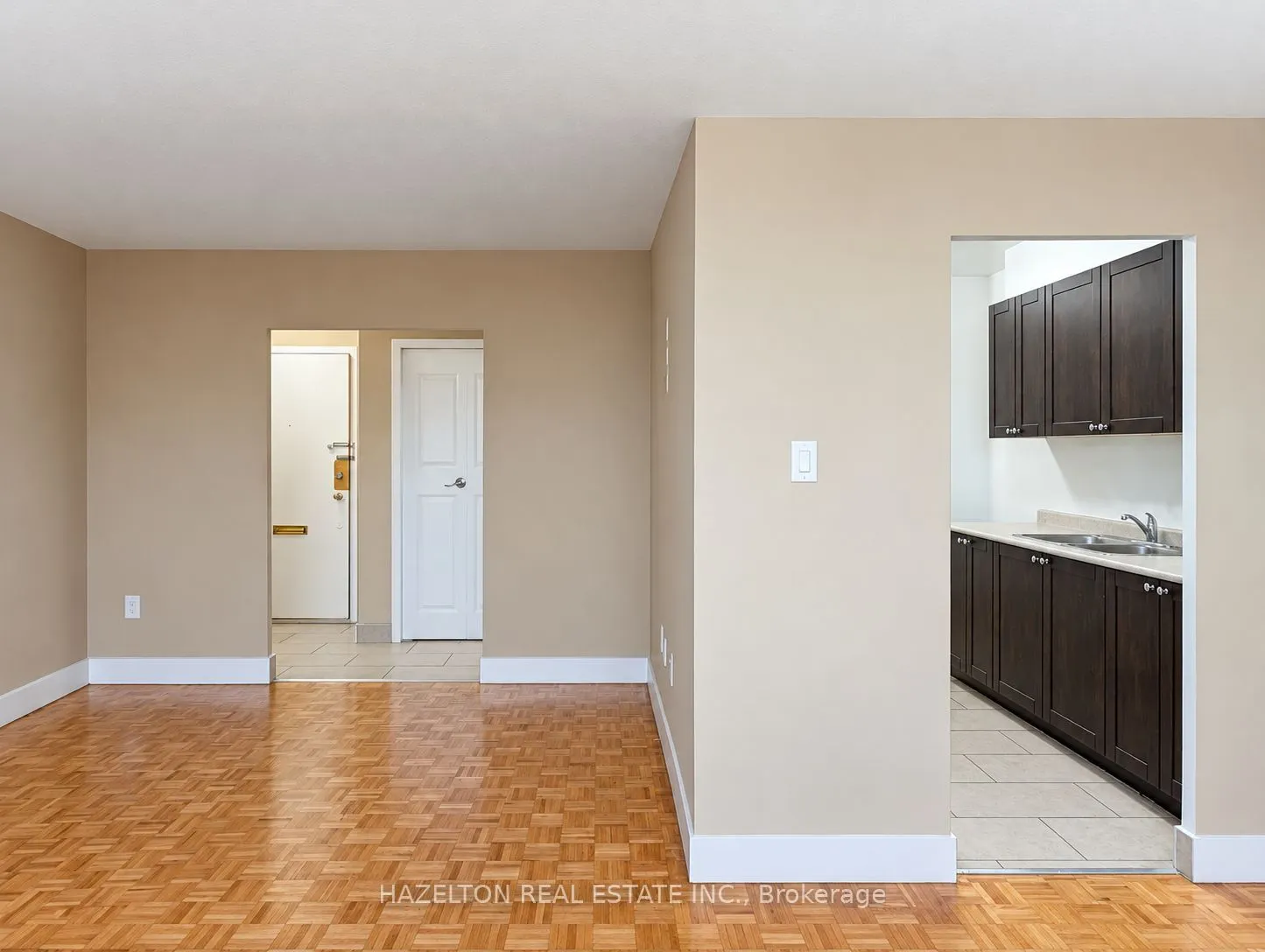 1780 Victoria Park Avenue #405