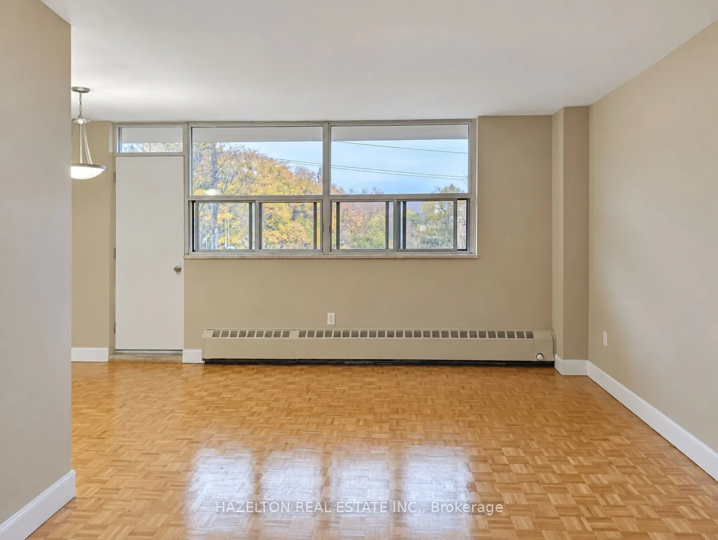 1780 Victoria Park Avenue #405