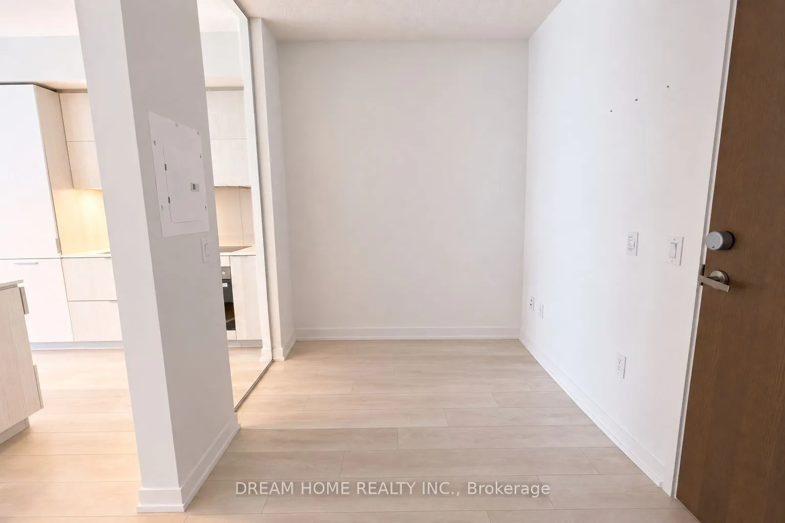 15 Lower Jarvis Street #808