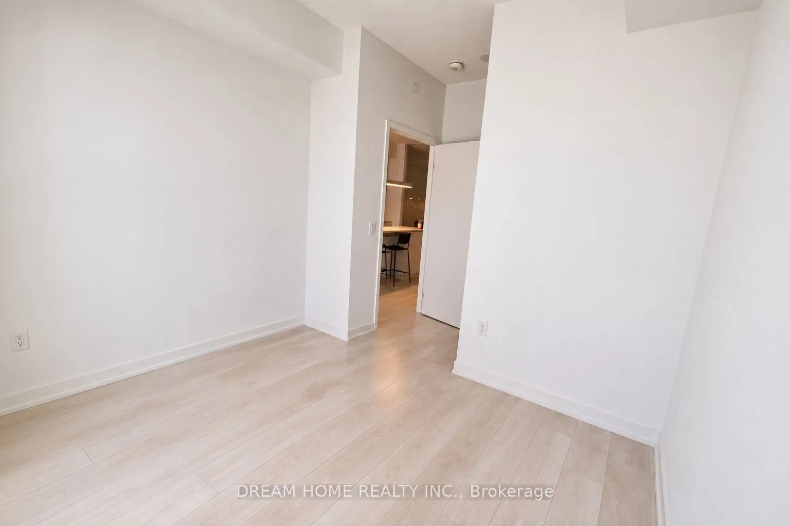 15 Lower Jarvis Street #808