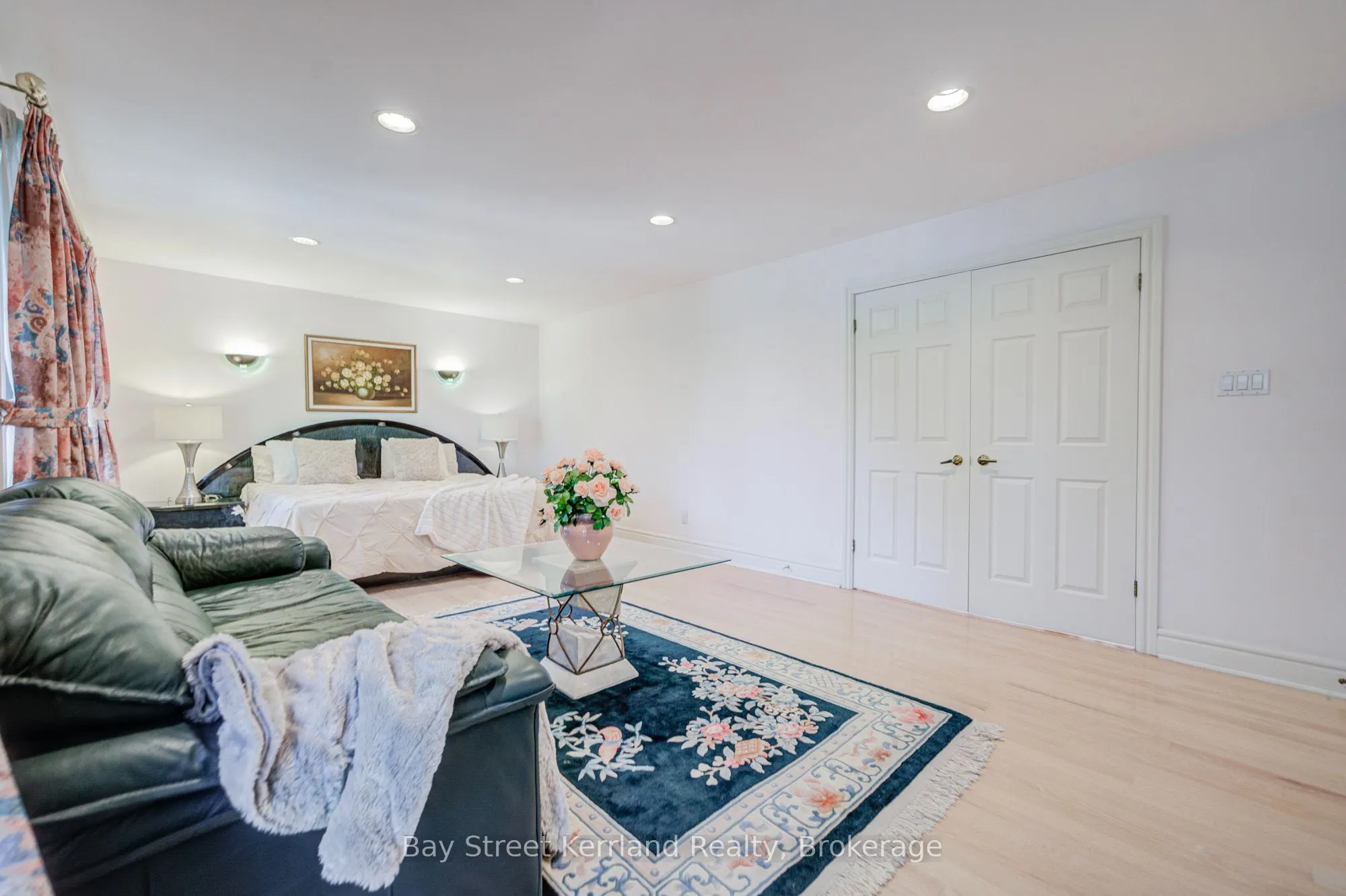 136 Nipigon Avenue