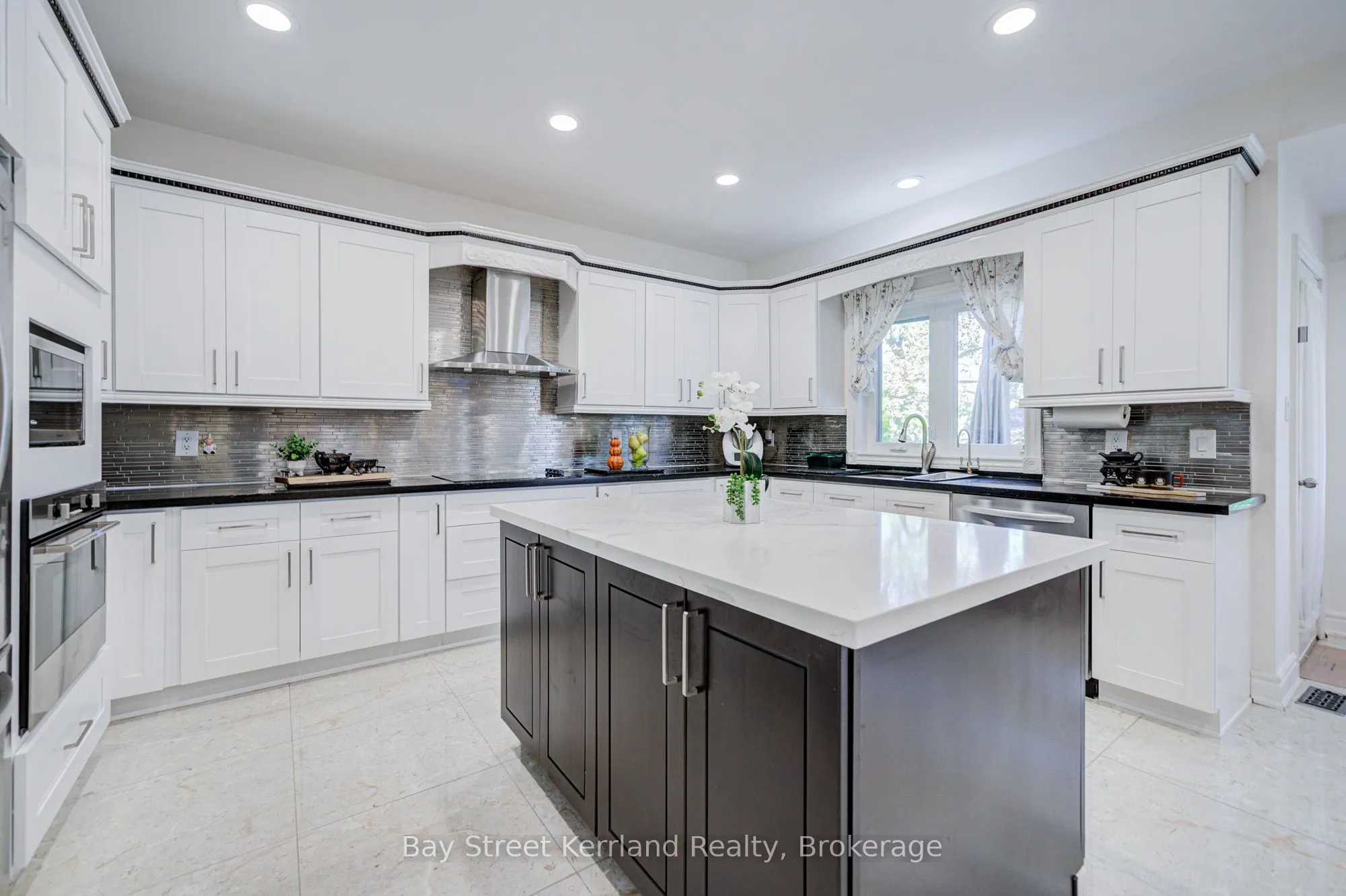 136 Nipigon Avenue