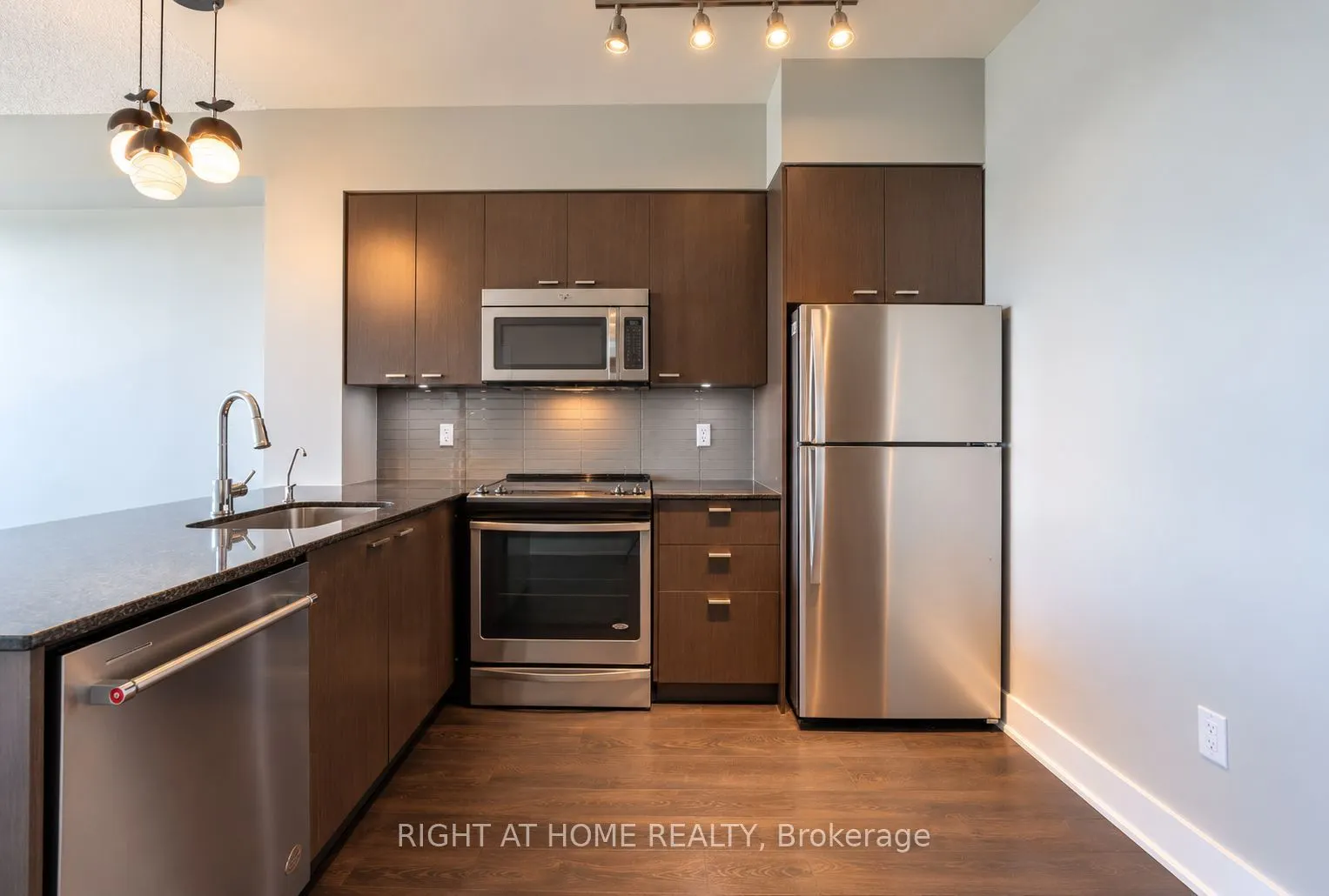 88 Sheppard Avenue E #3003
