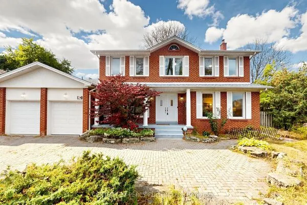 24 Tullamore Drive