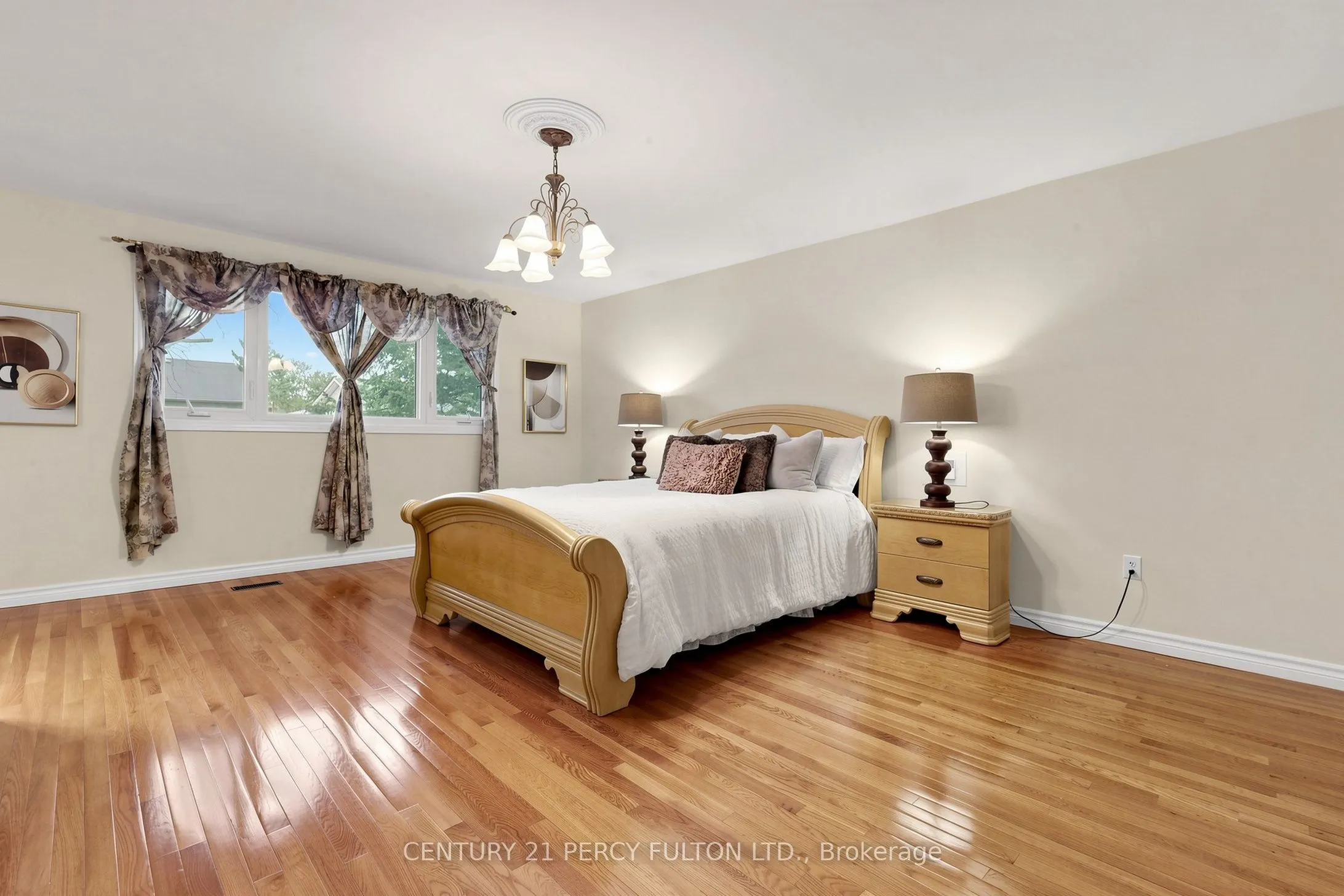 24 Tullamore Drive