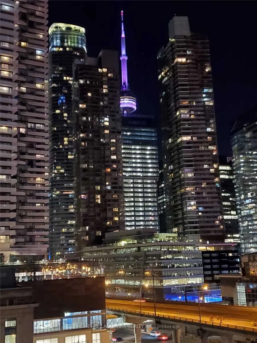 33 Bay Street #601
