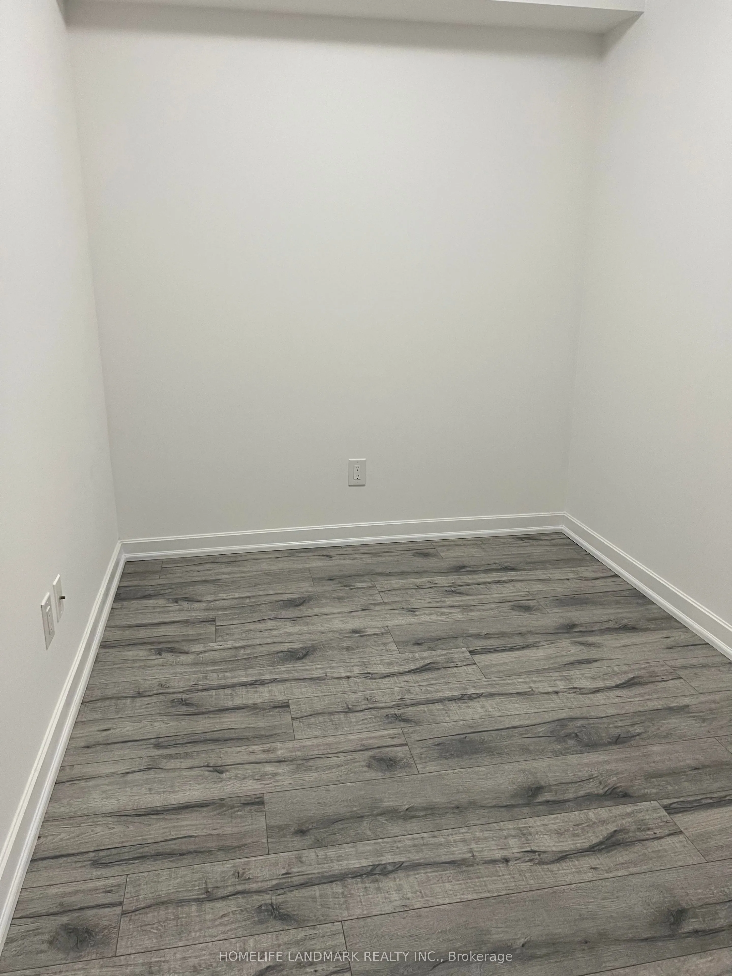 33 Bay Street #601