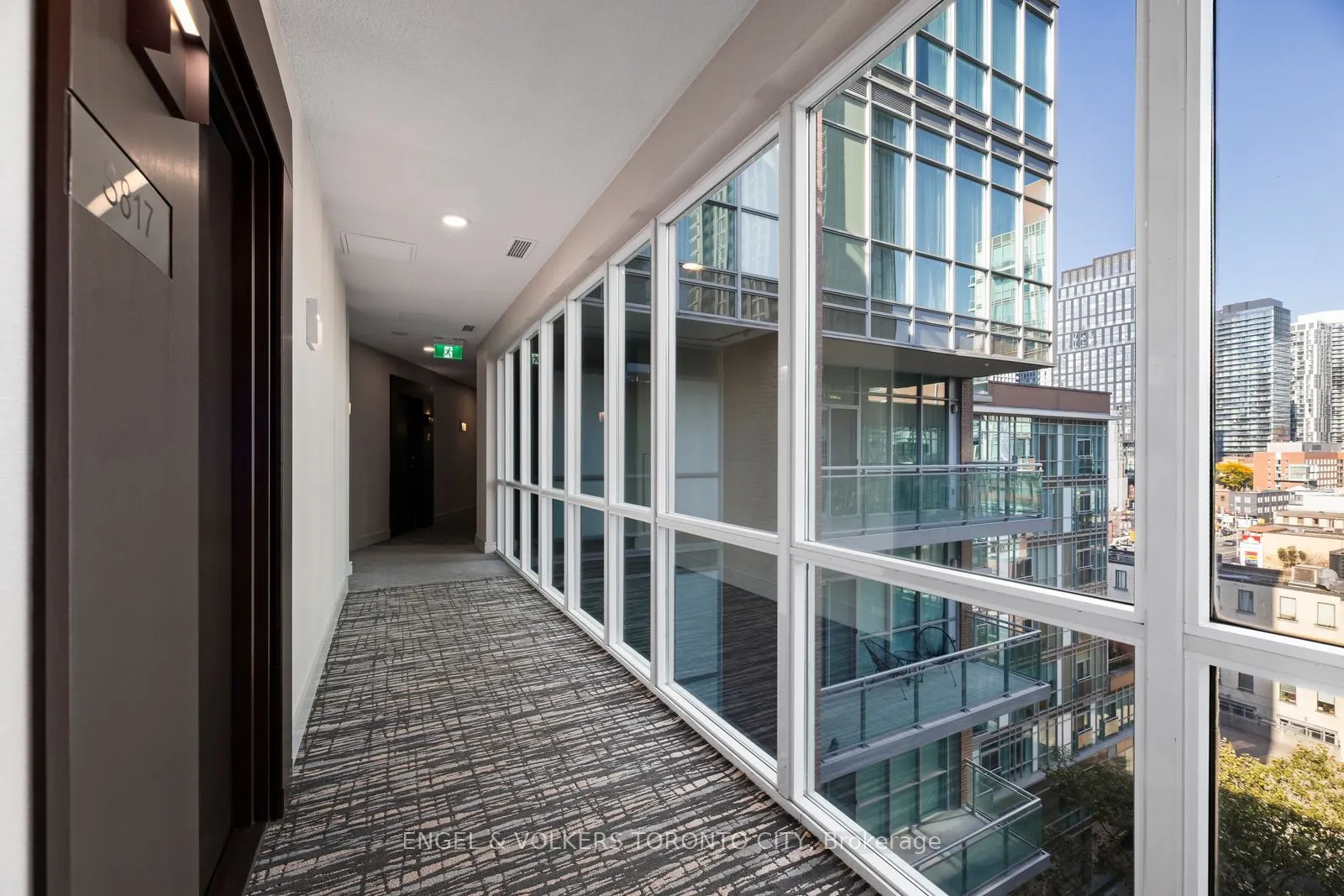 112 George Street #S817