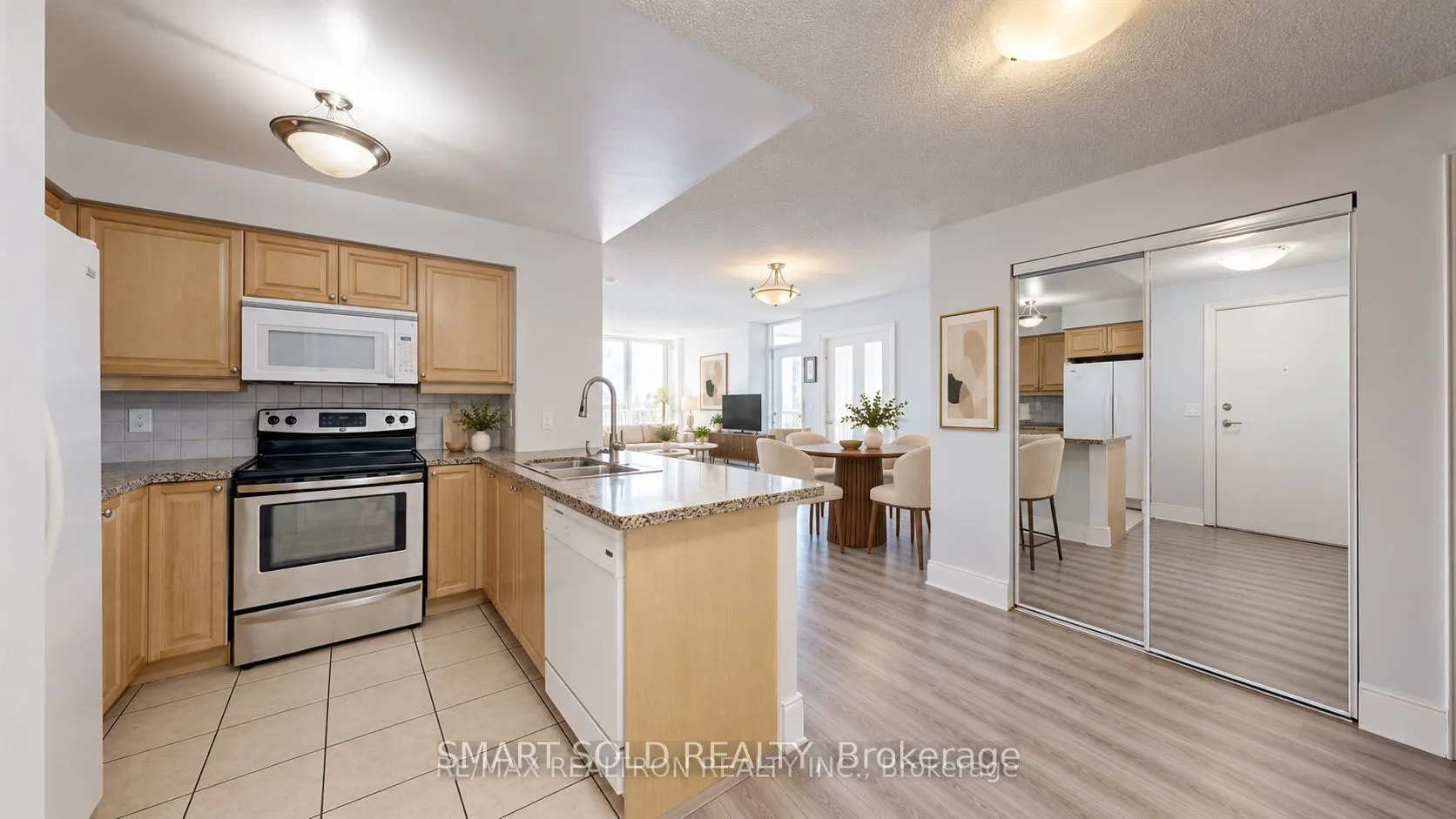 15 Greenview Avenue #2413