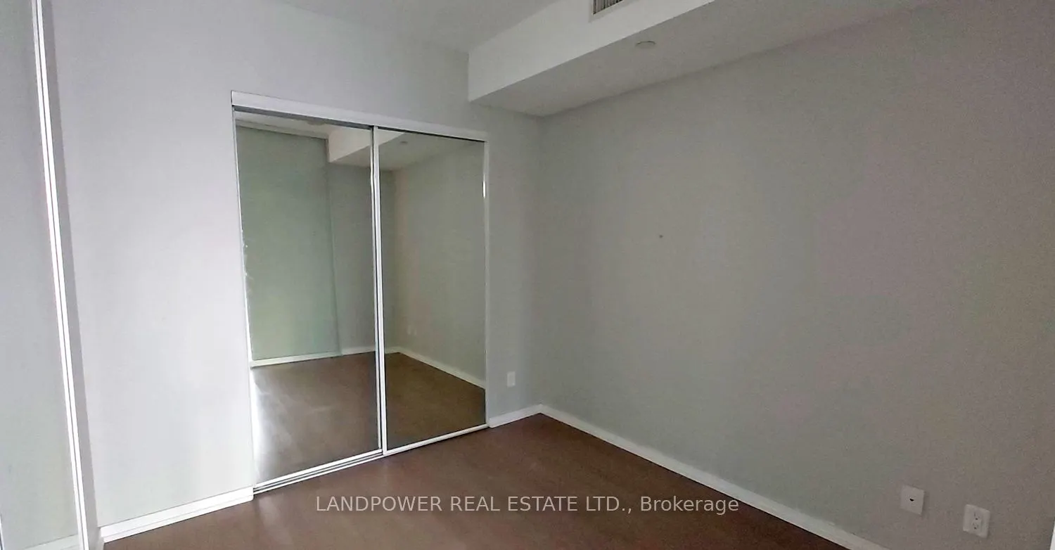 101 Peter Street #3005