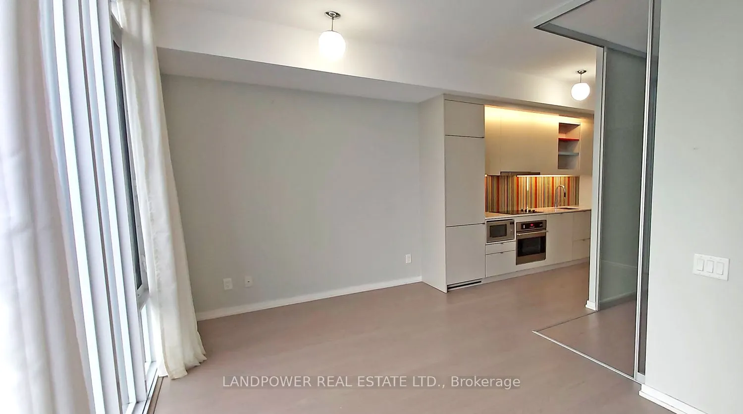 101 Peter Street #3005
