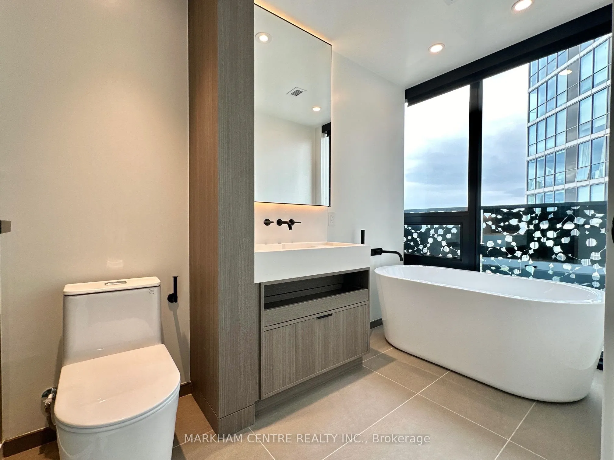 55 Charles Street E #4005