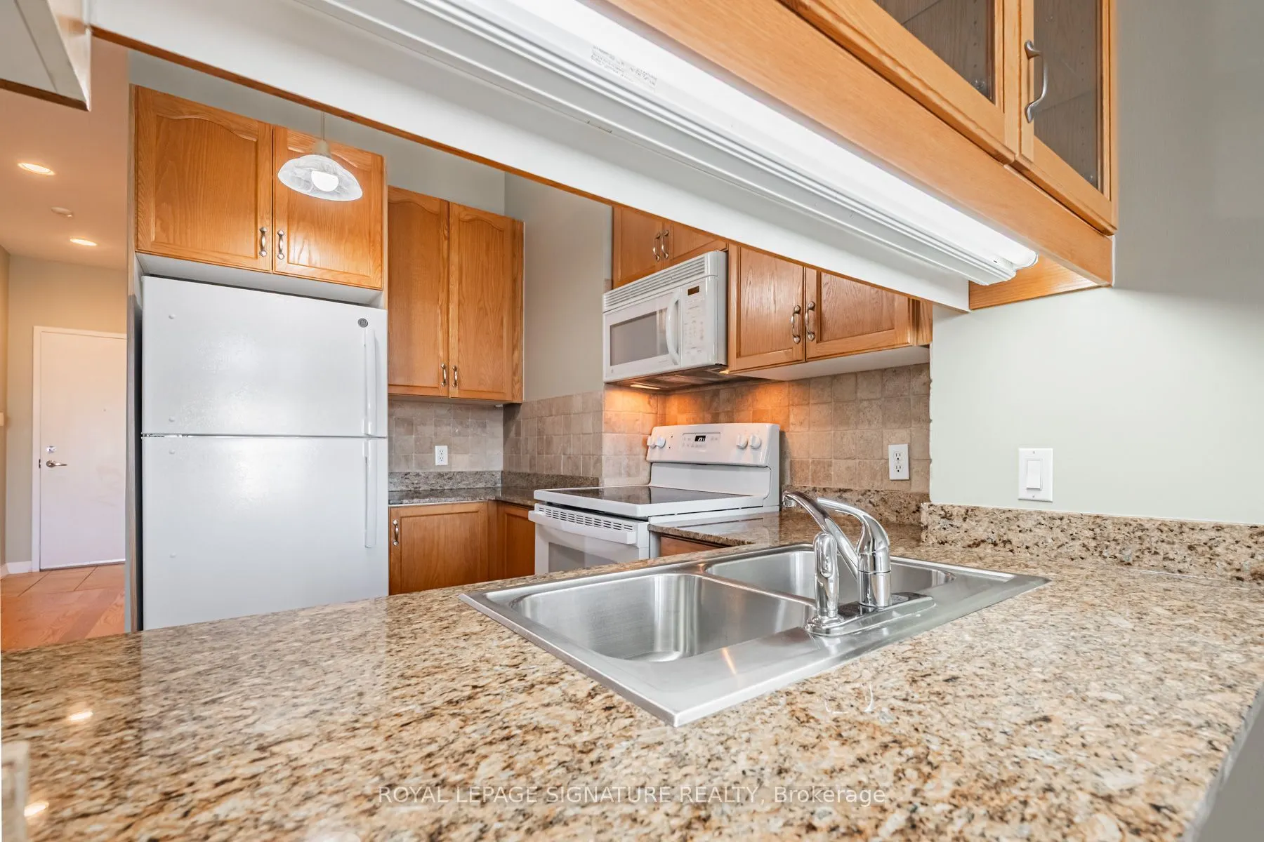 797 Don Mills Road #809