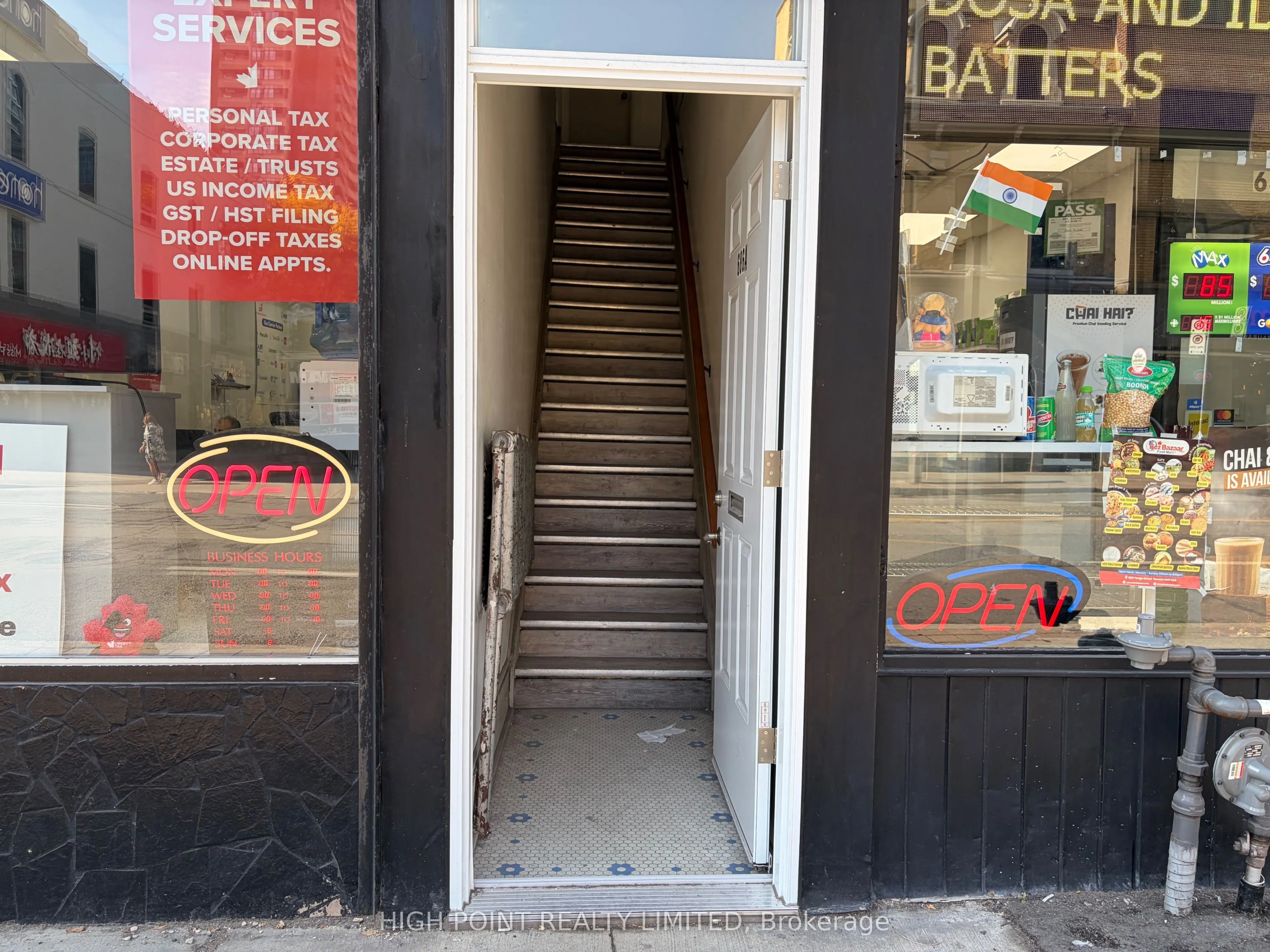 684-690 Yonge Street