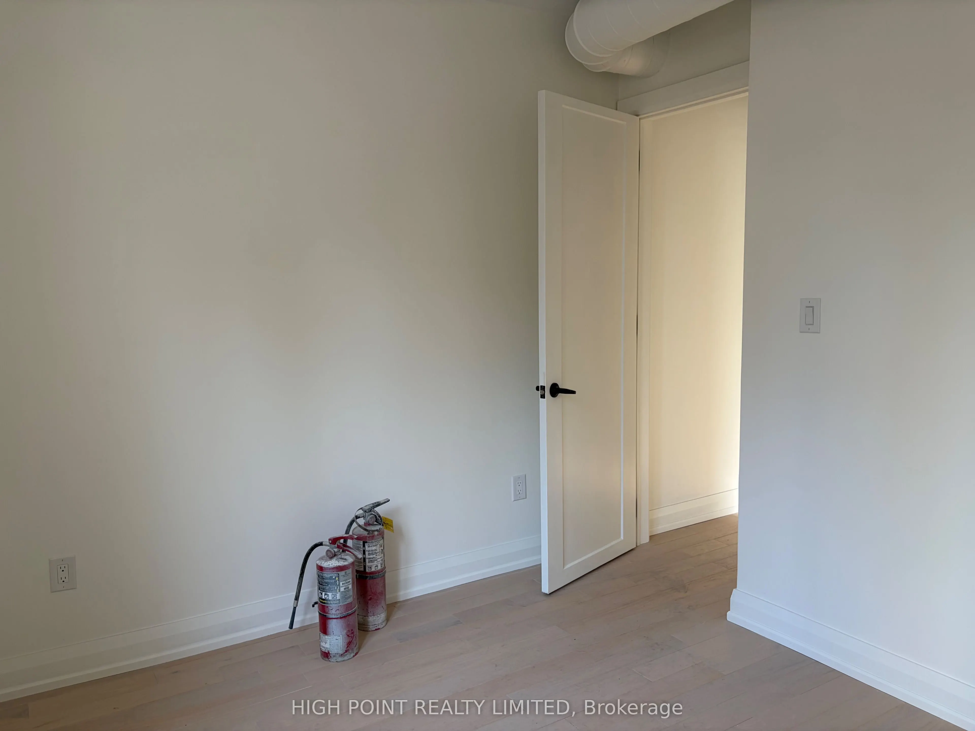 684-690 Yonge Street