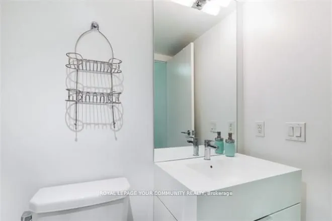 10 Capreol Court #902