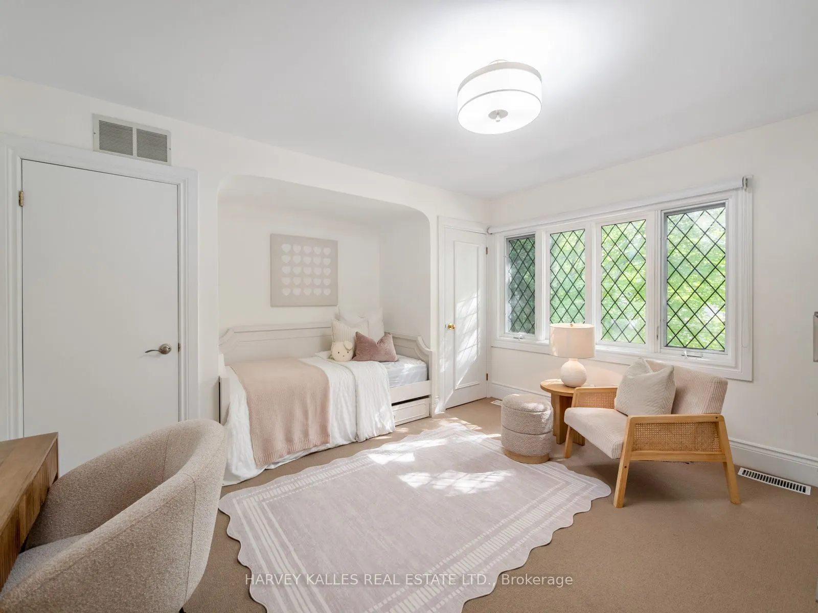 26 Vesta Drive