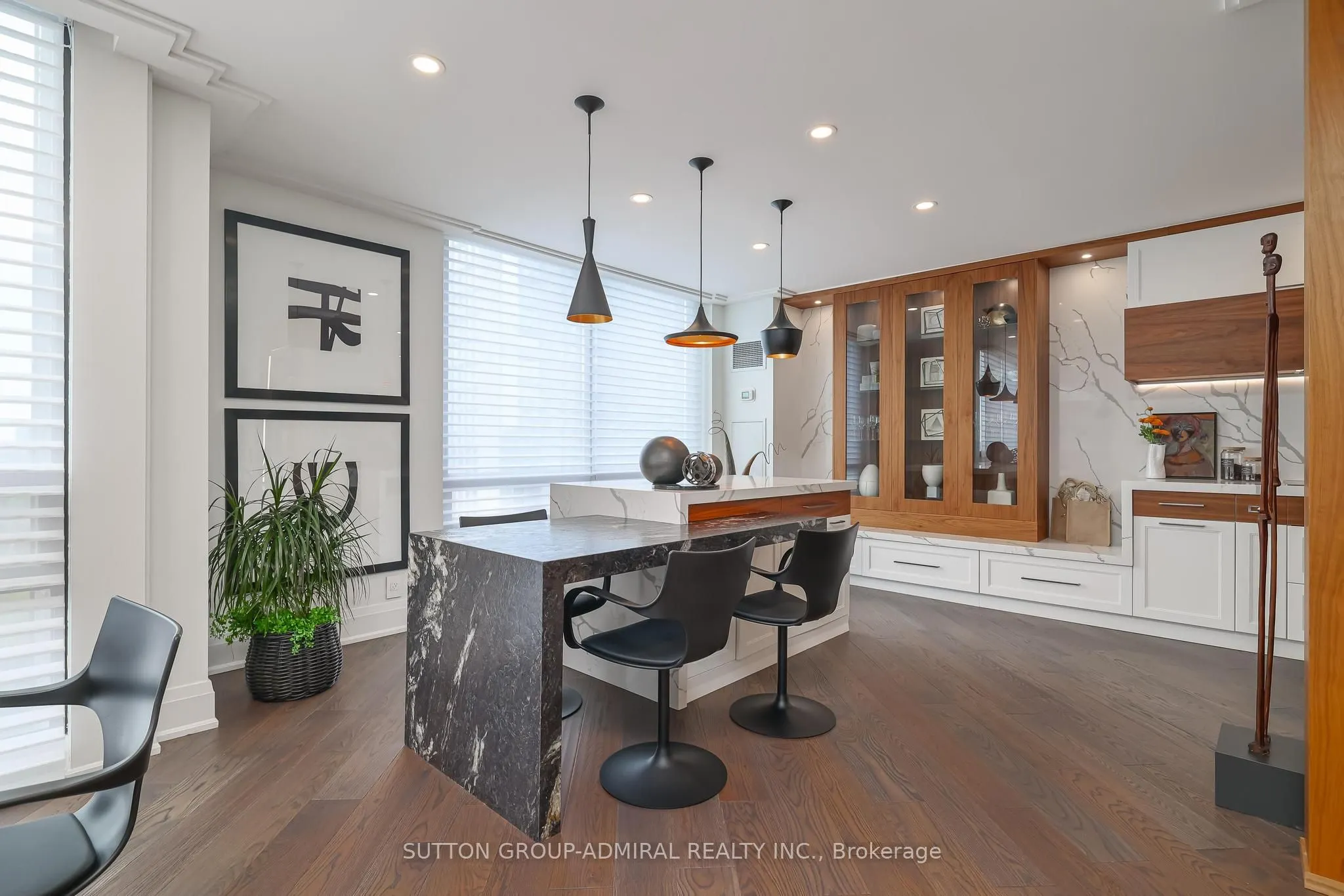 619 Avenue Road #1404