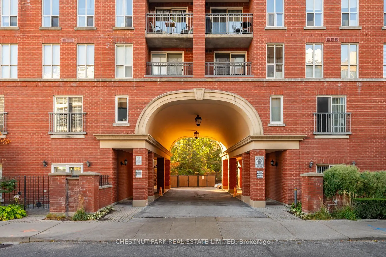 139 Merton Street #440