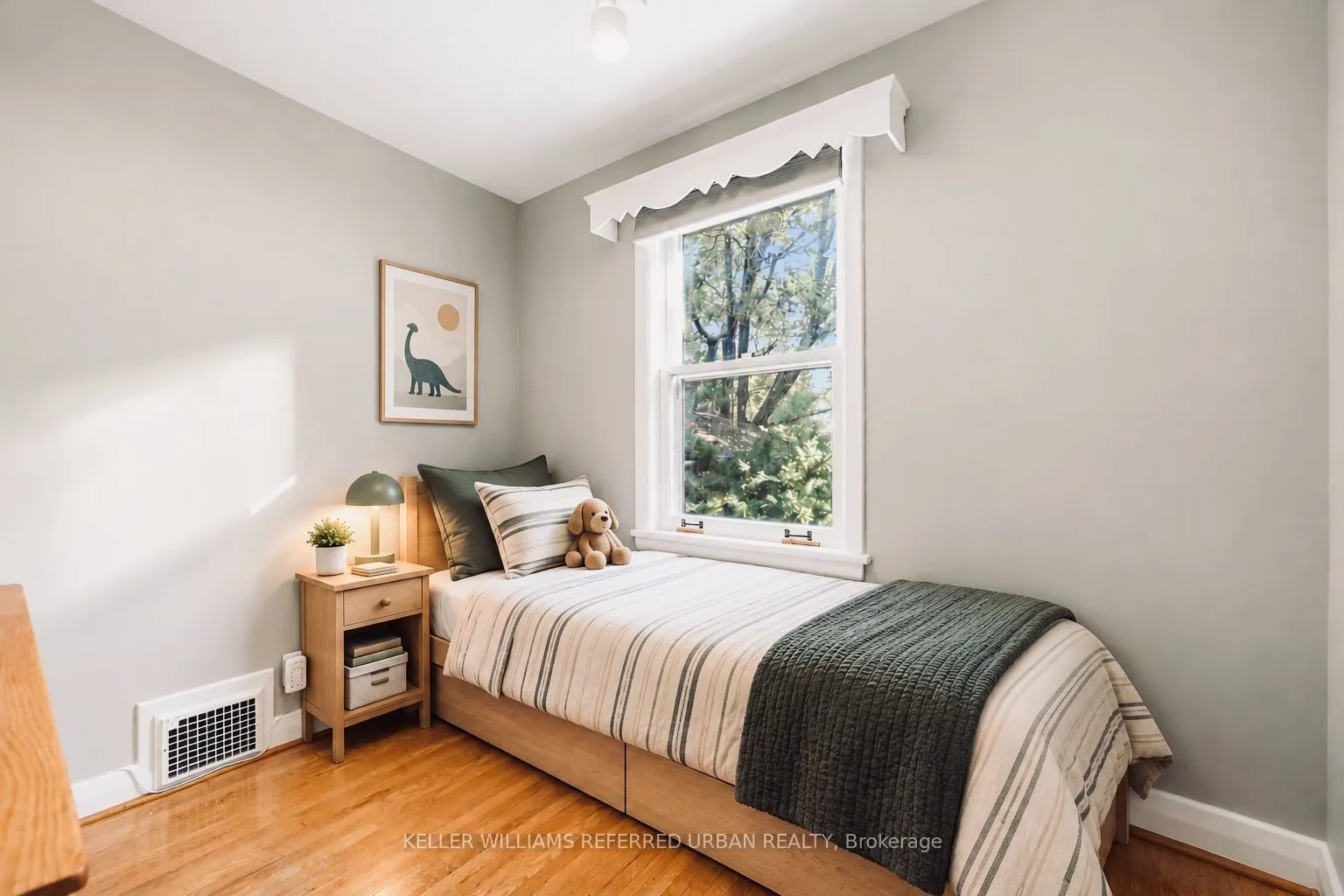 369 Hounslow Avenue
