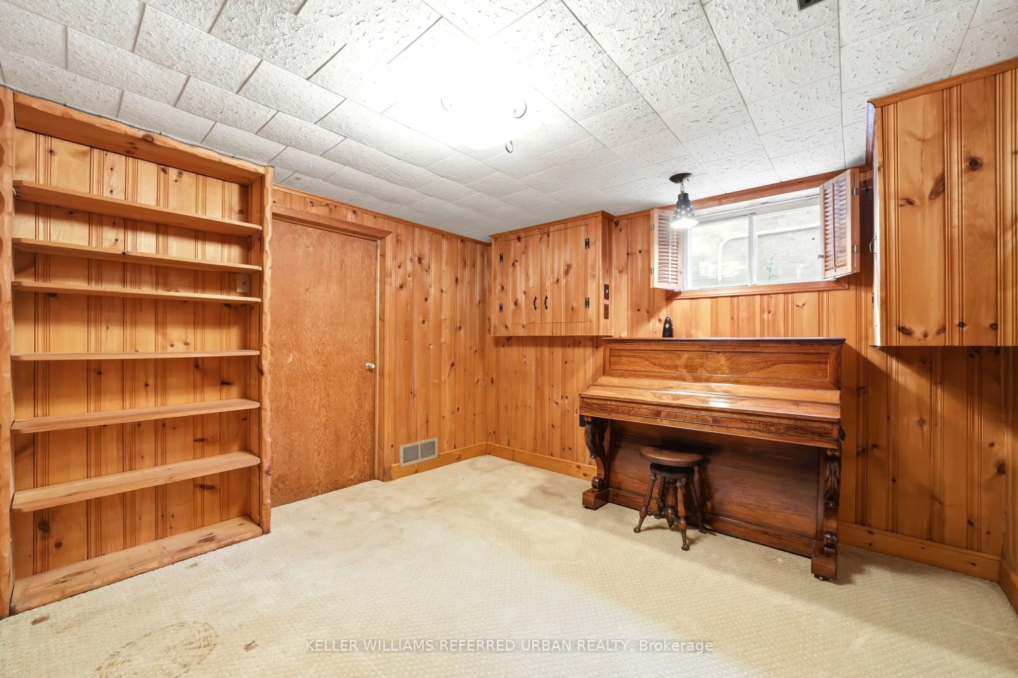 369 Hounslow Avenue
