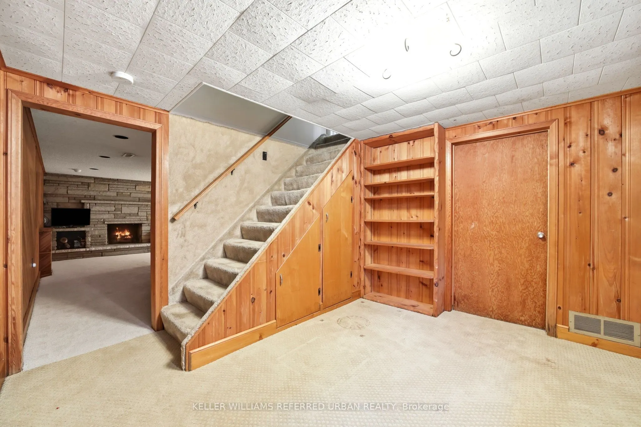 369 Hounslow Avenue
