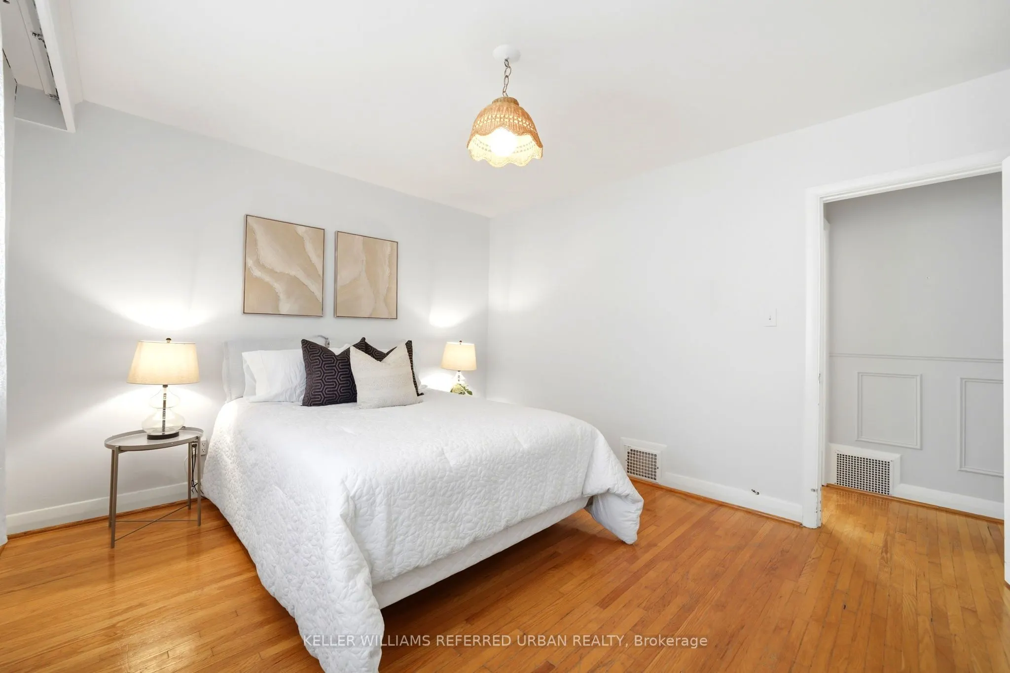 369 Hounslow Avenue