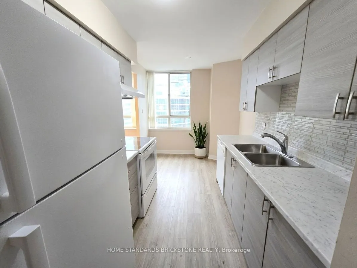 633 Bay Street #2421