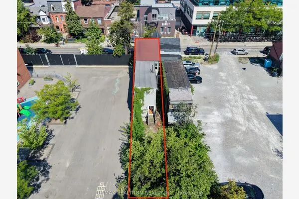631 Richmond Street W