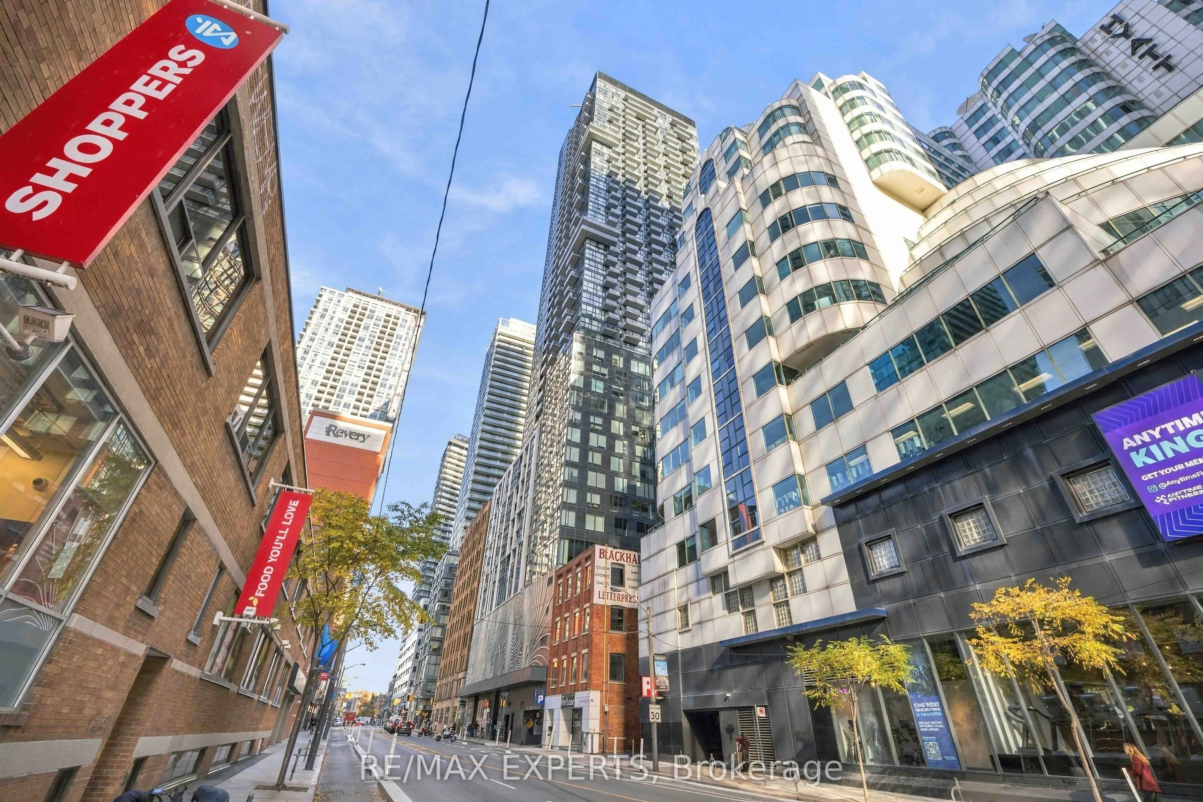 87 Peter Street #2602