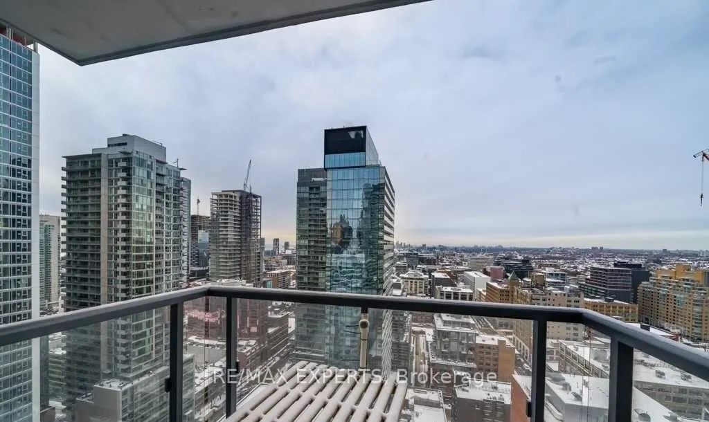 87 Peter Street #2602