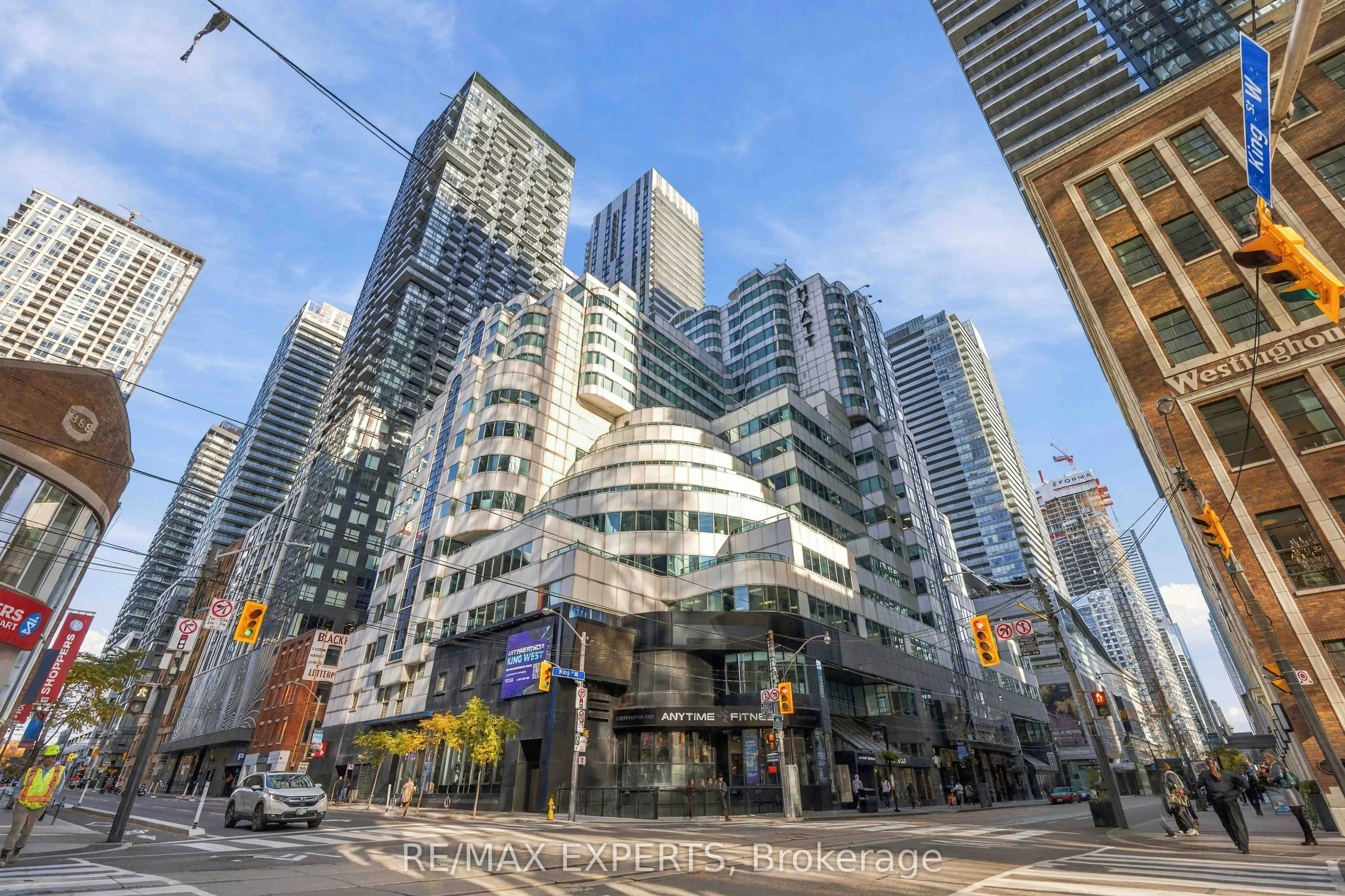 87 Peter Street #2602