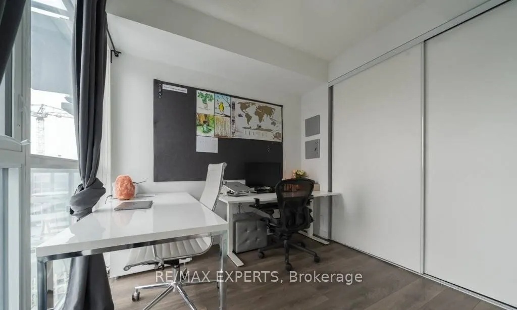 87 Peter Street #2602