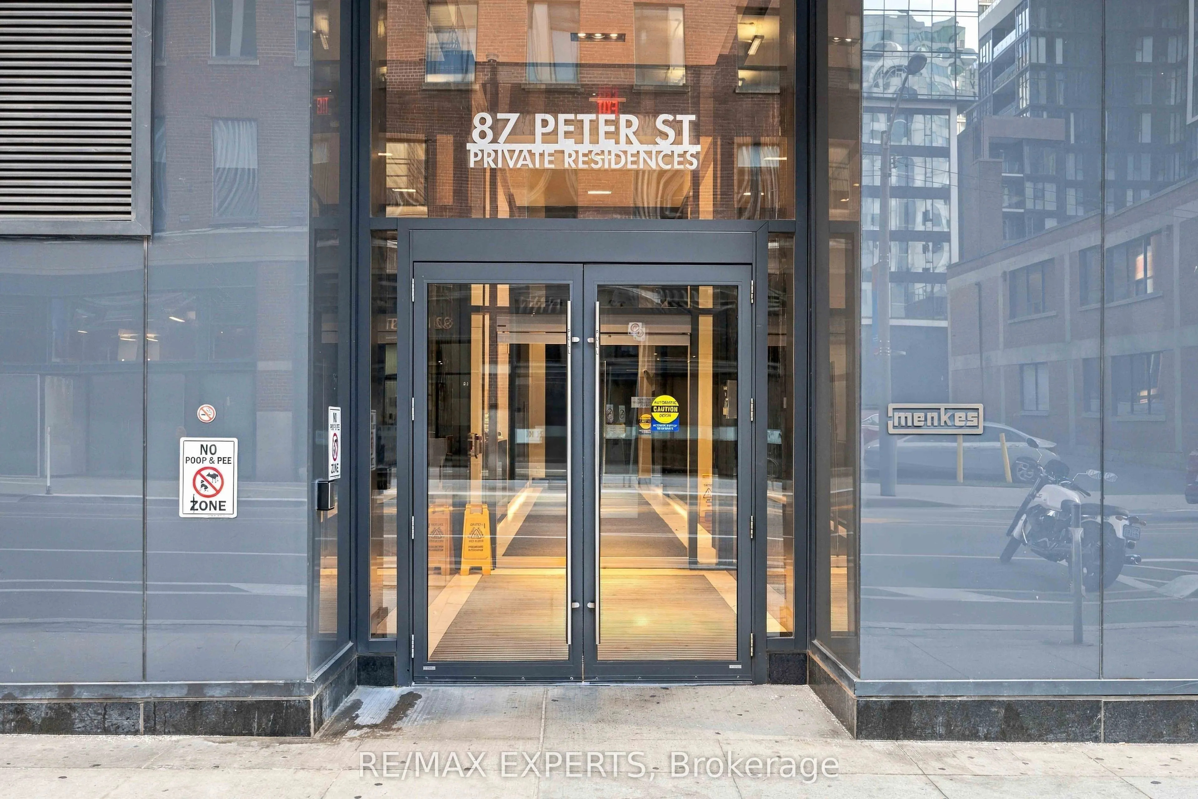 87 Peter Street #2602