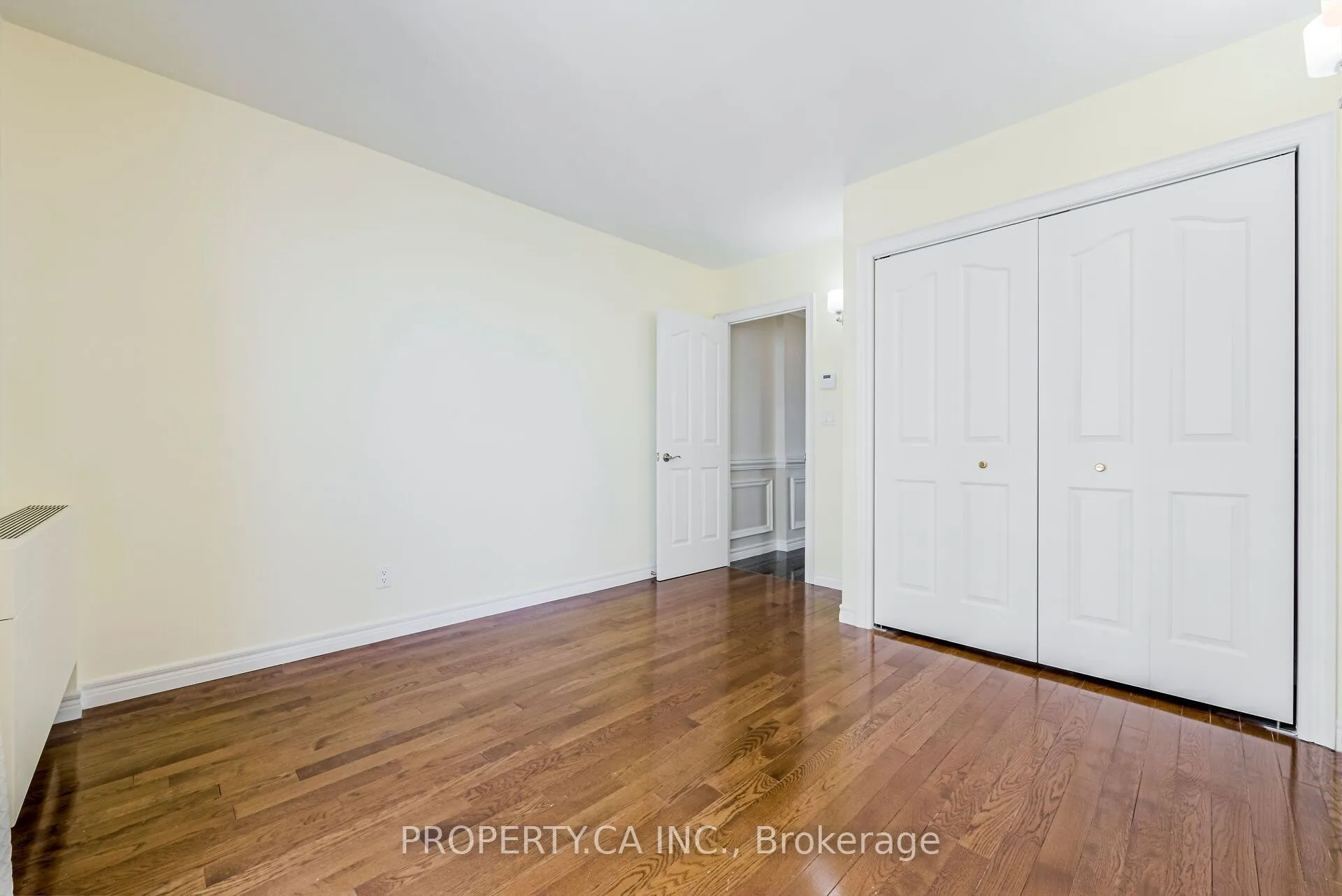 33 Harbour Square #2805