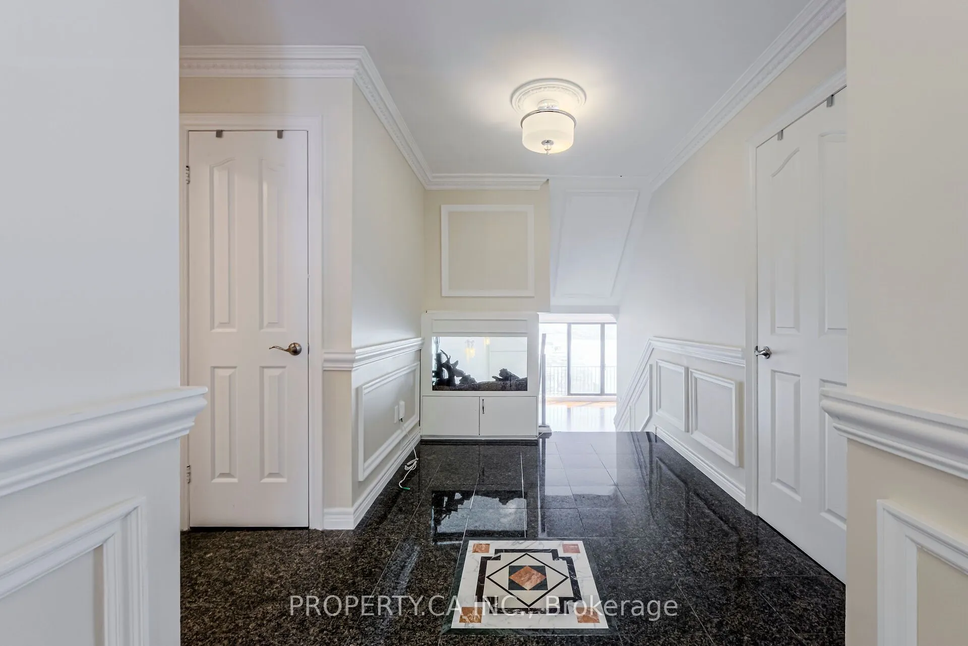 33 Harbour Square #2805