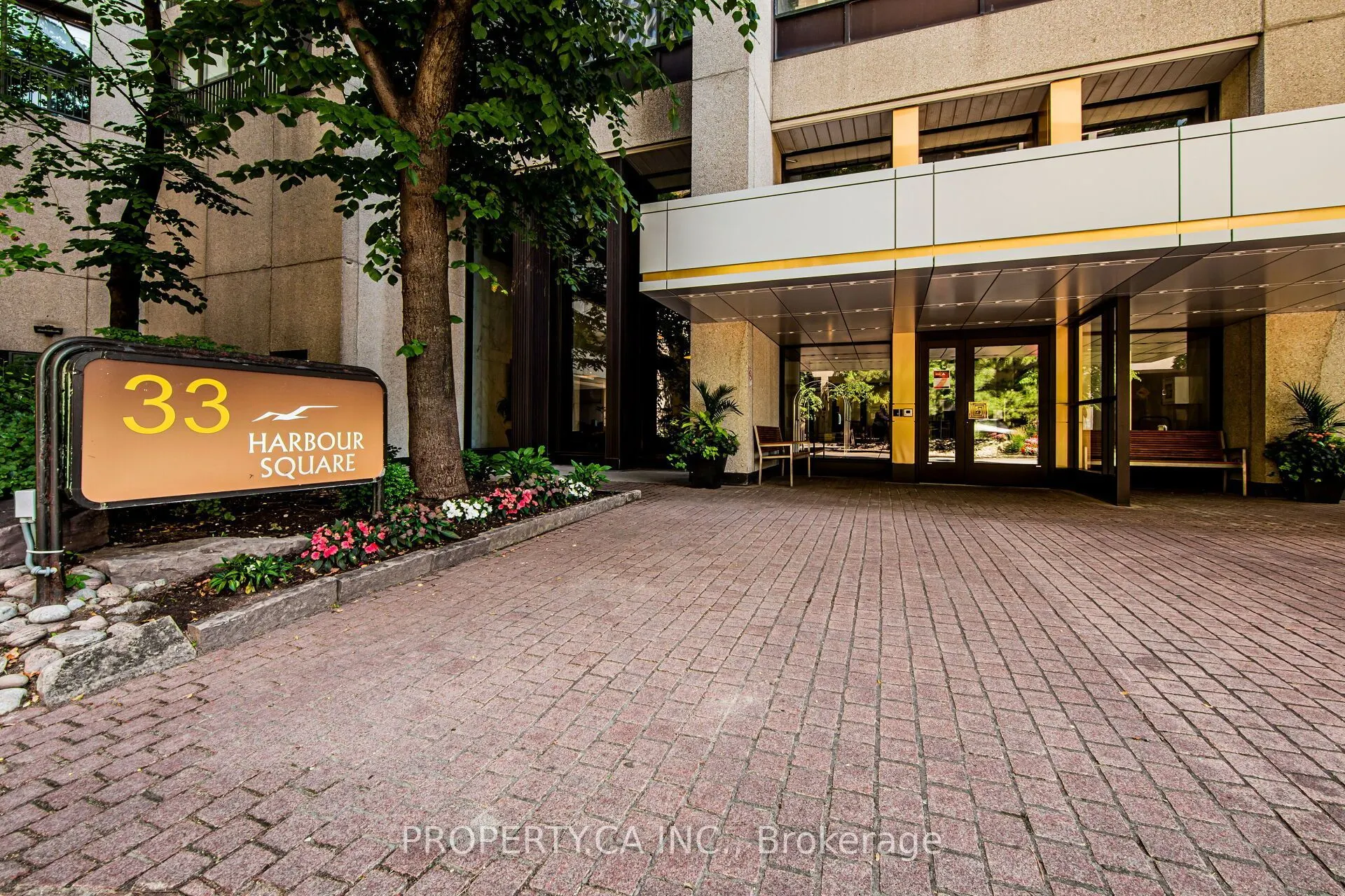 33 Harbour Square #2805