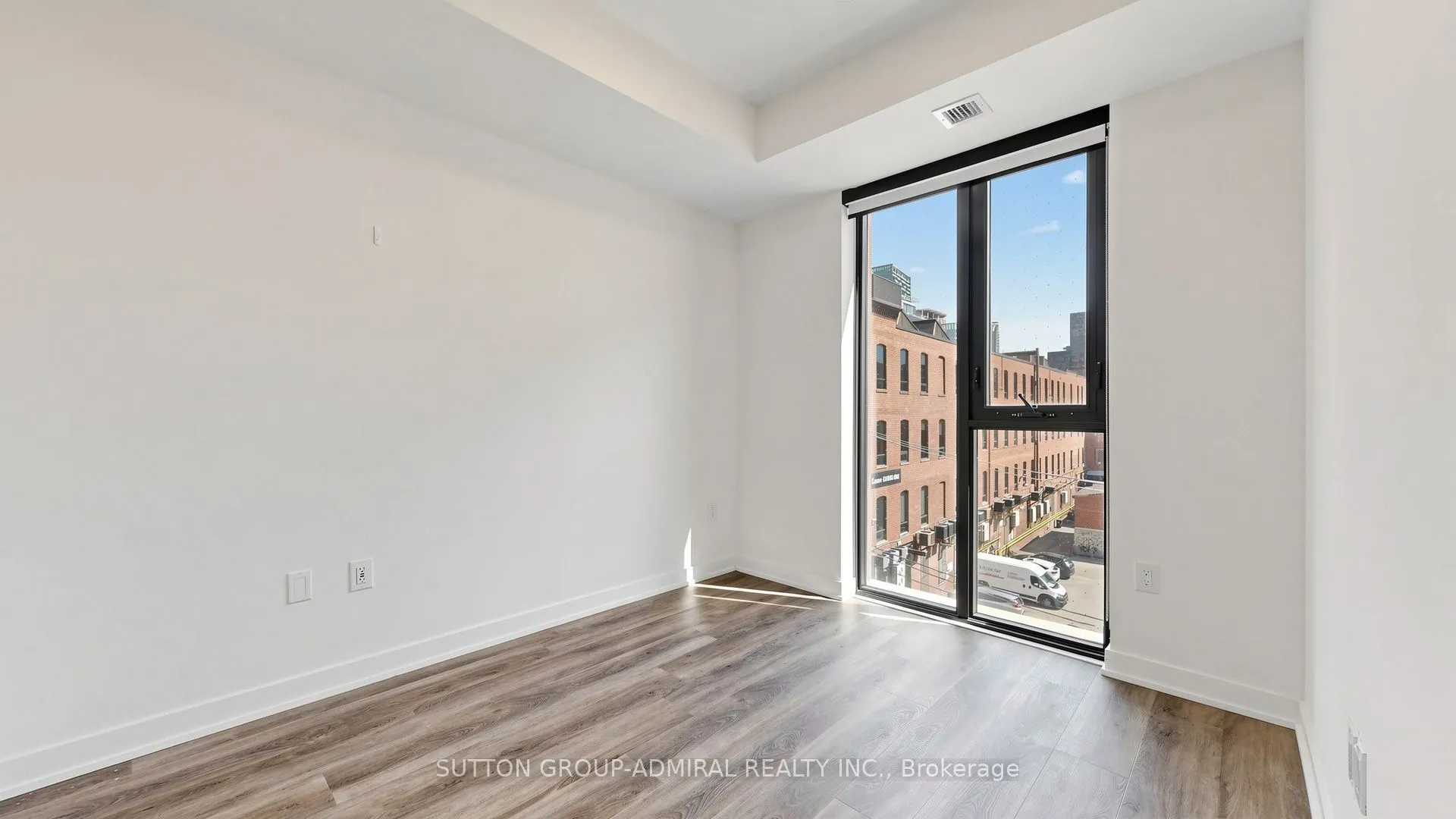 123 Portland Street #409