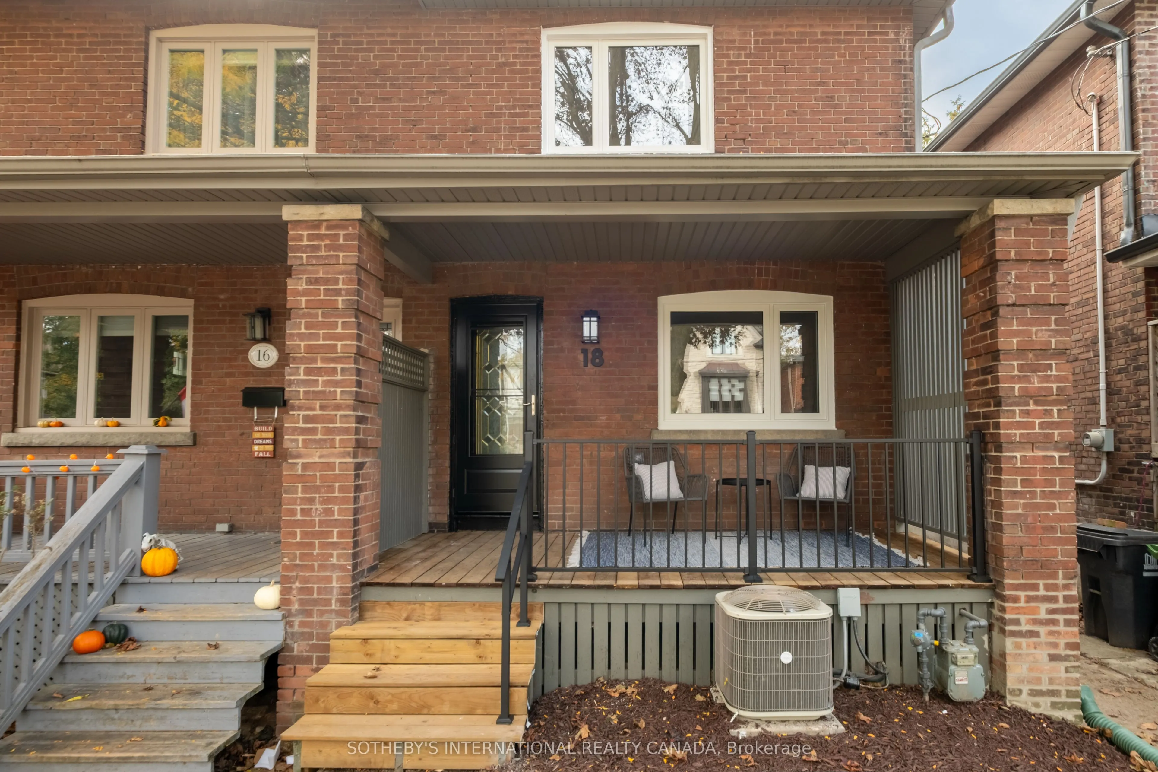 18 Thurston Road