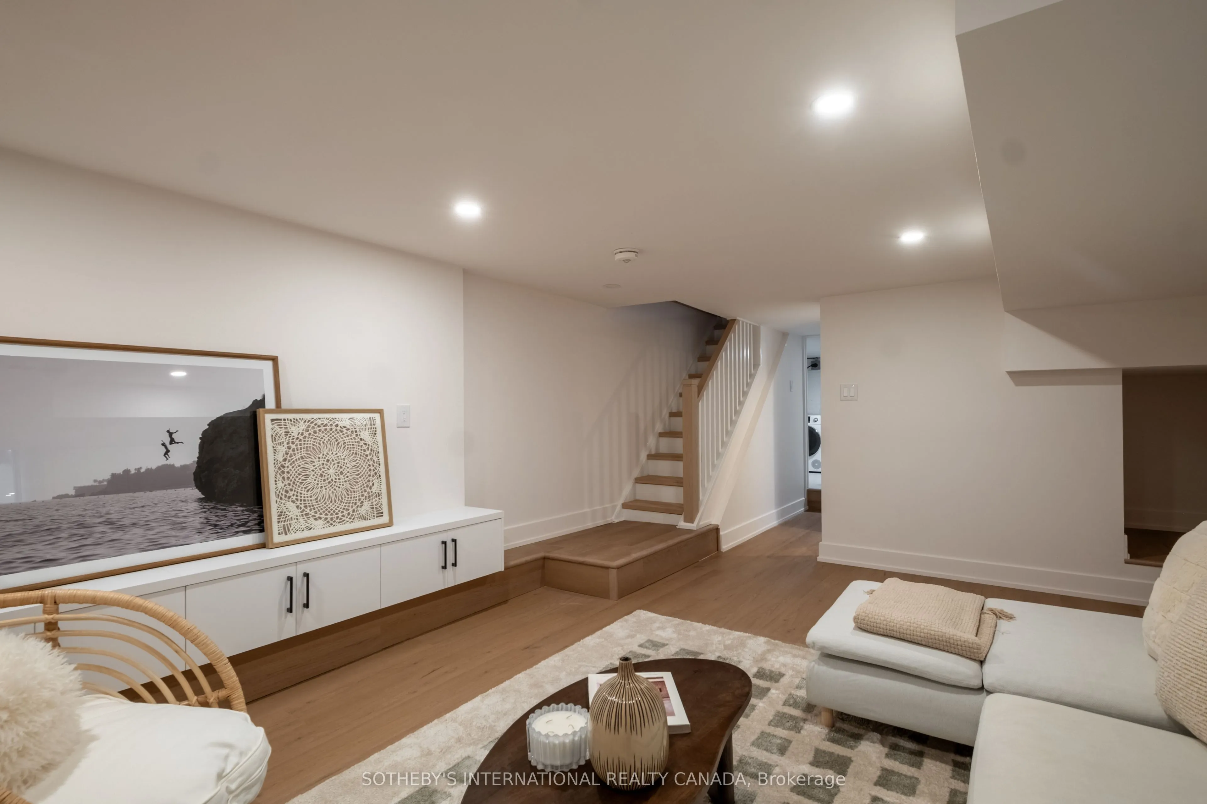 18 Thurston Road