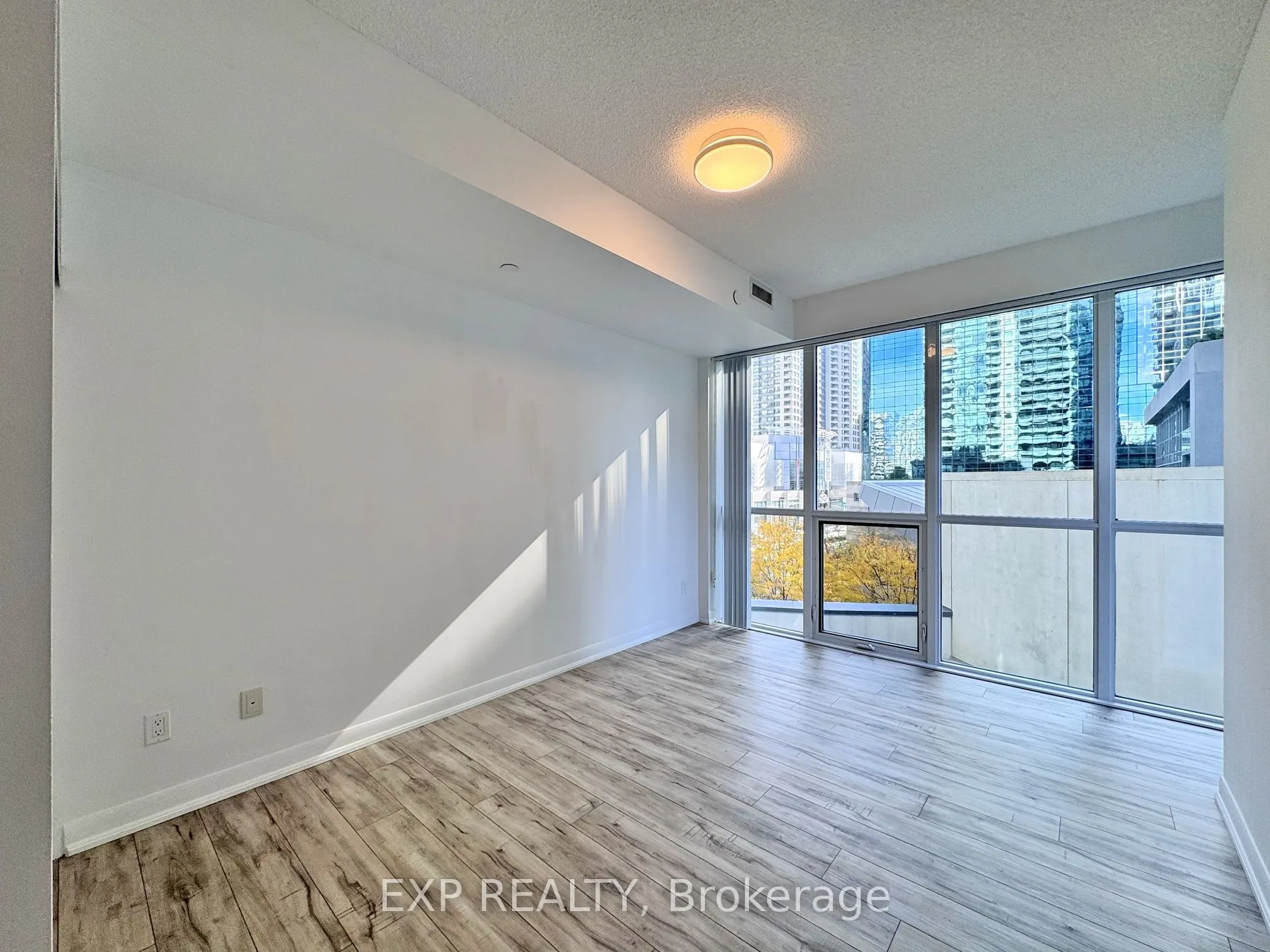 5168 Yonge Street #216