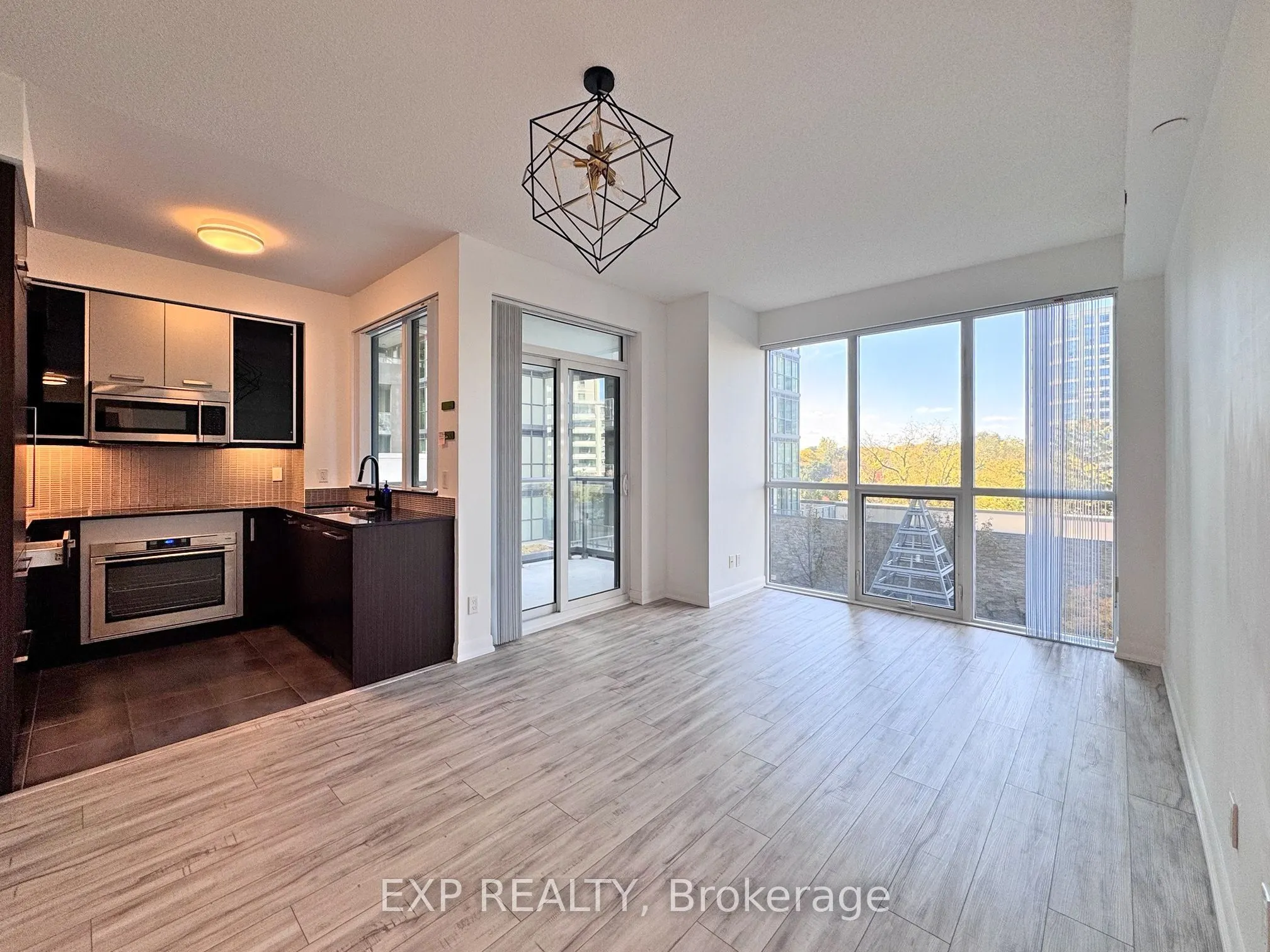 5168 Yonge Street #216