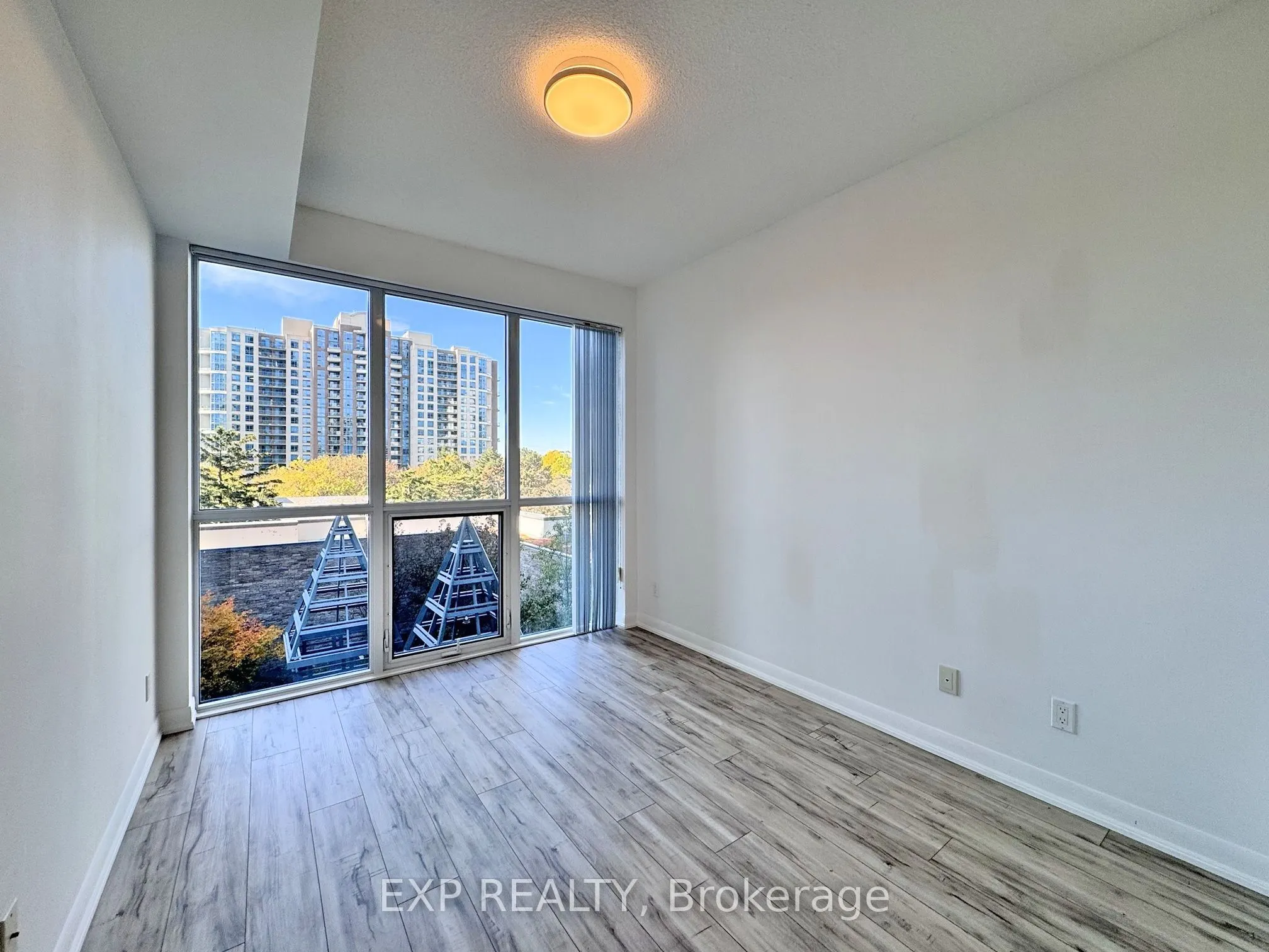 5168 Yonge Street #216