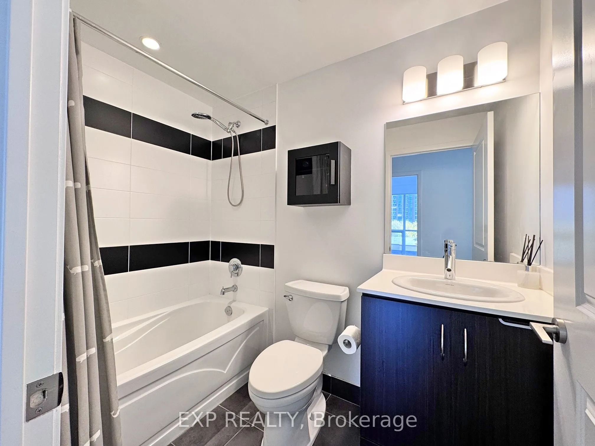 5168 Yonge Street #216