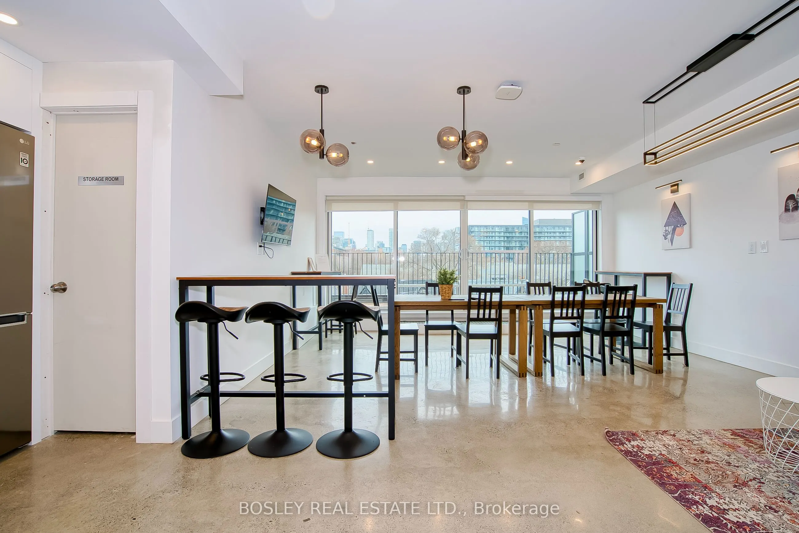 41 River Street #43