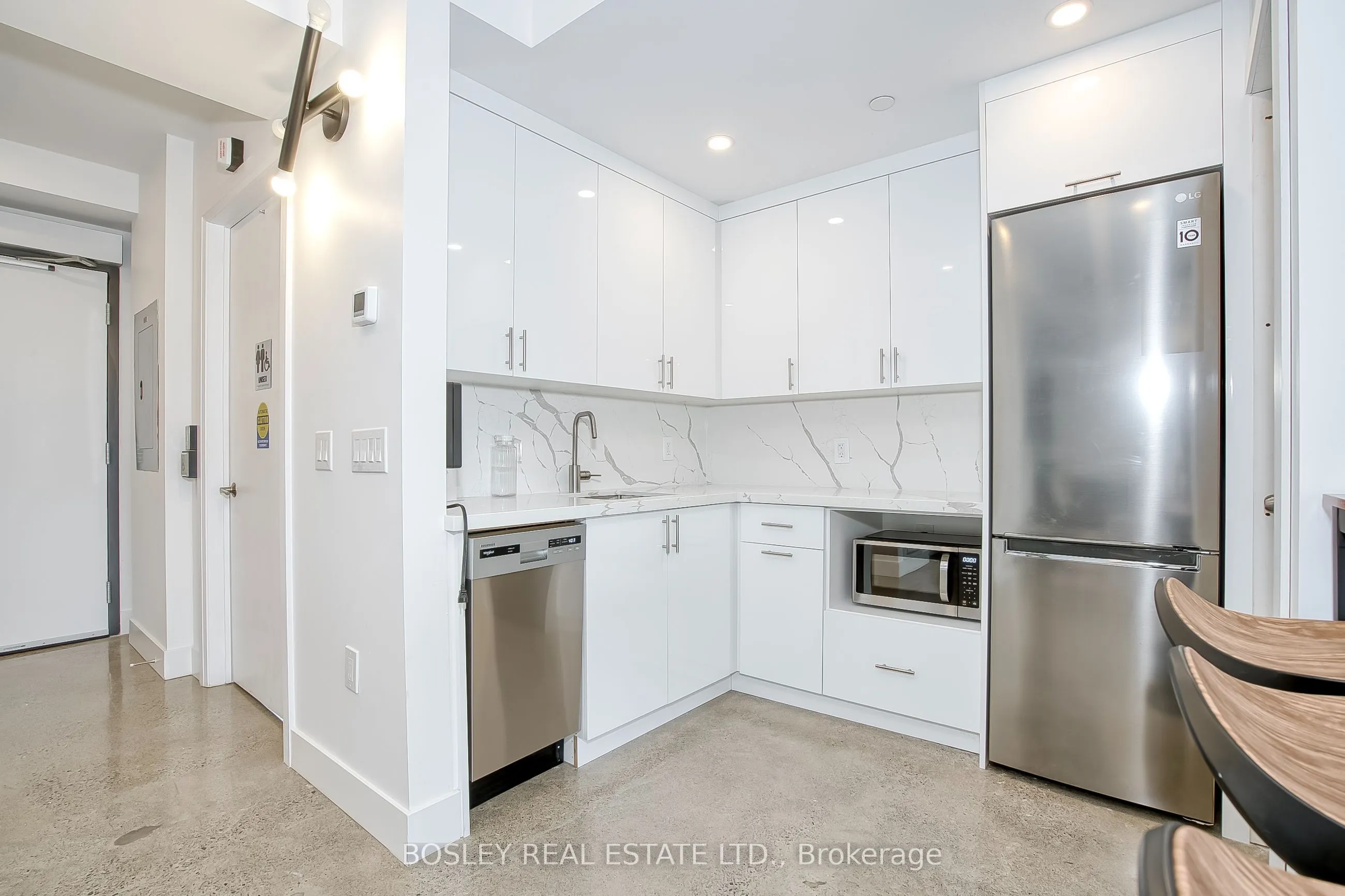 41 River Street #43