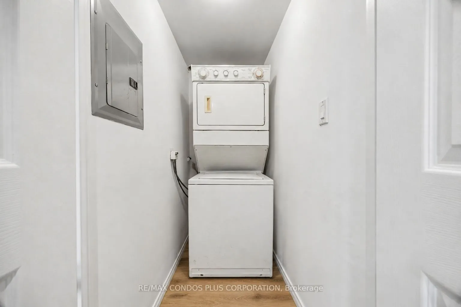 230 King Street E #1010