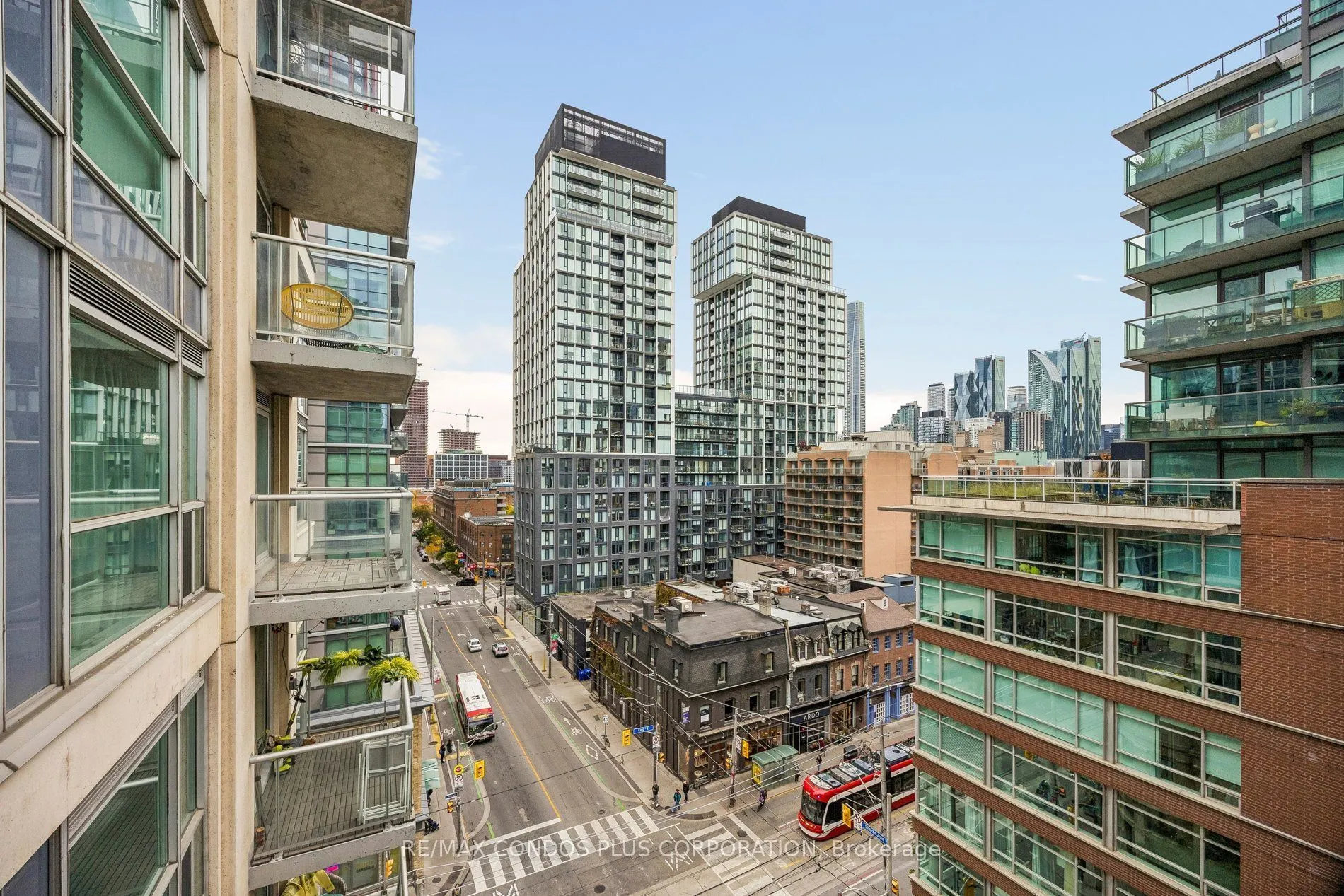 230 King Street E #1010