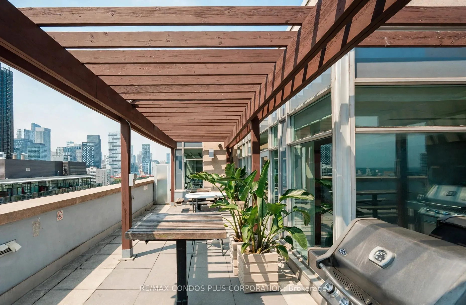 230 King Street E #1010