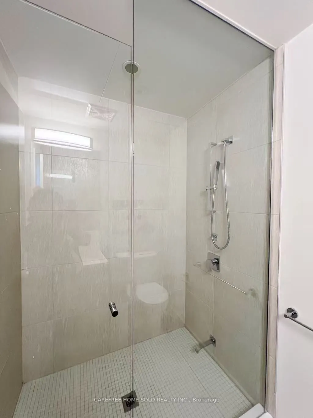 101 Charles Street E #2910